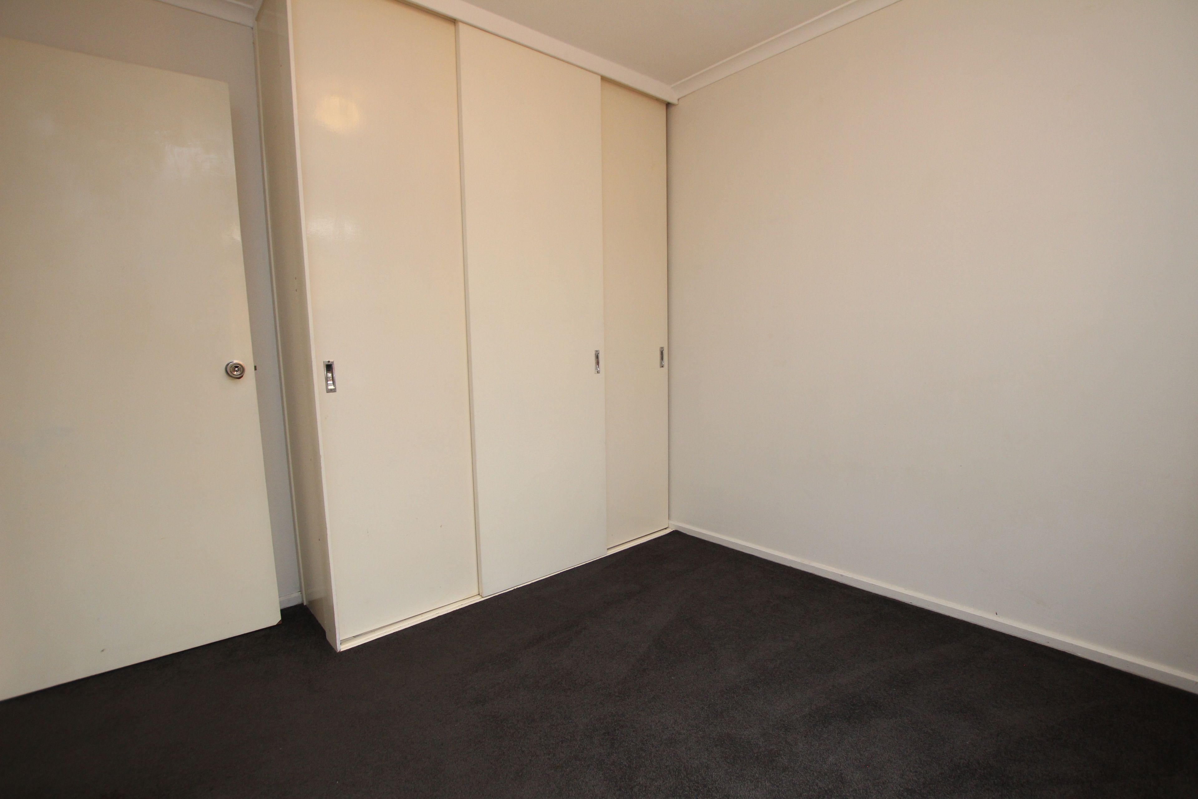 20 Diamantina Crescent — photo 14 of 24