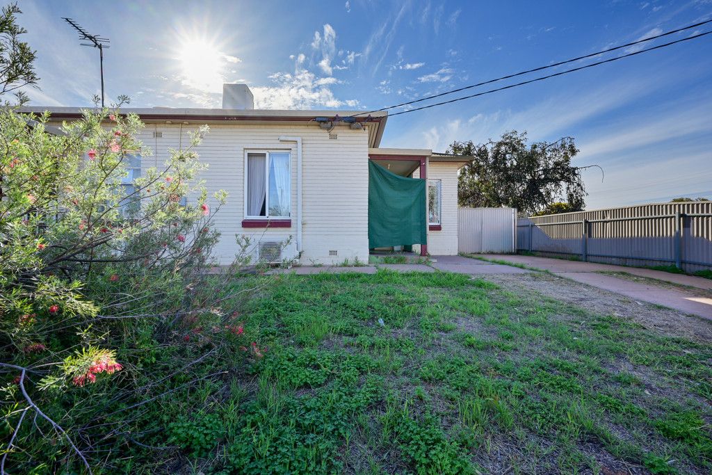 57-59 Carlton Parade — photo 15 of 25