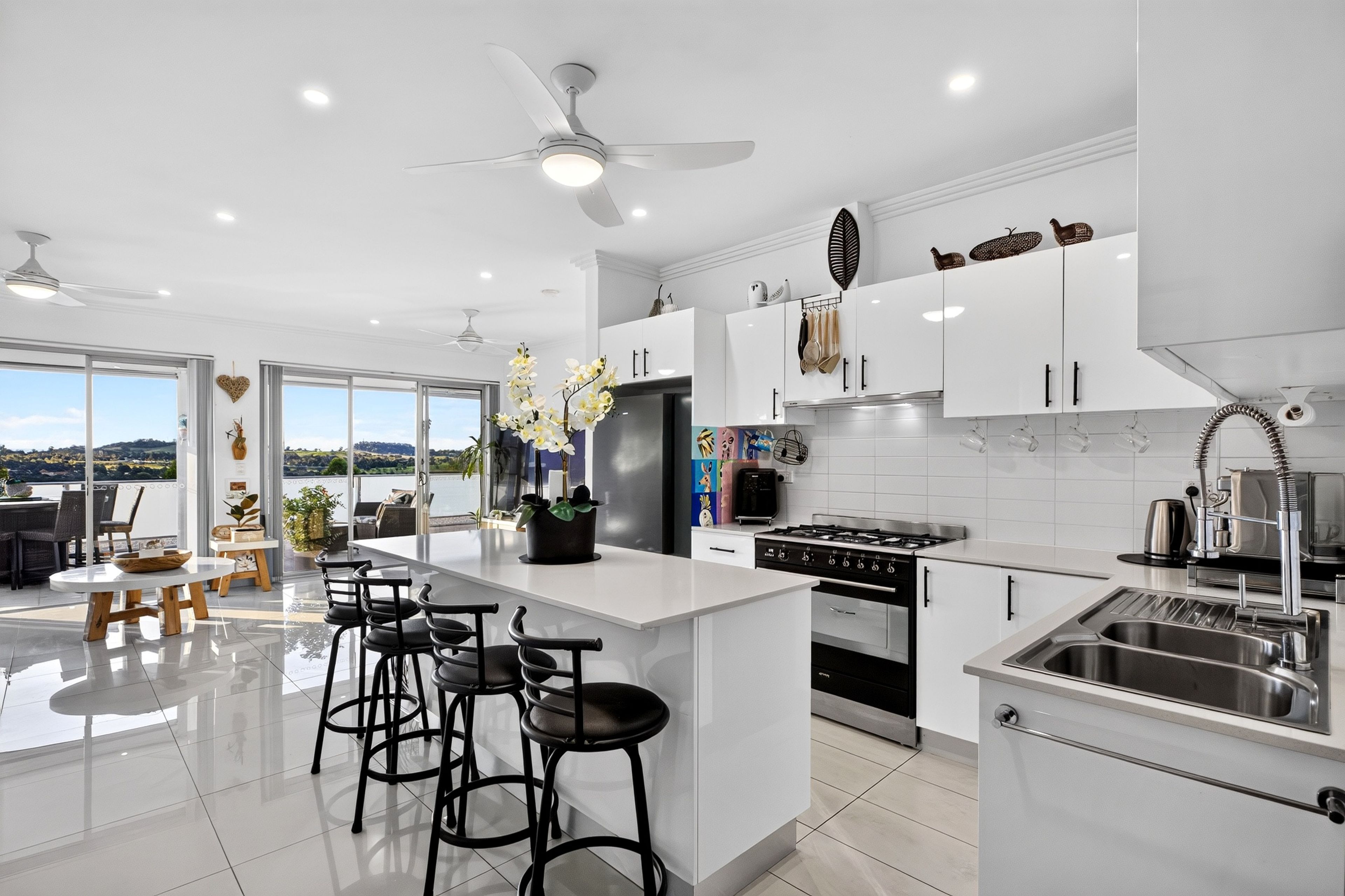16/45 Santana Road — photo 6 of 24