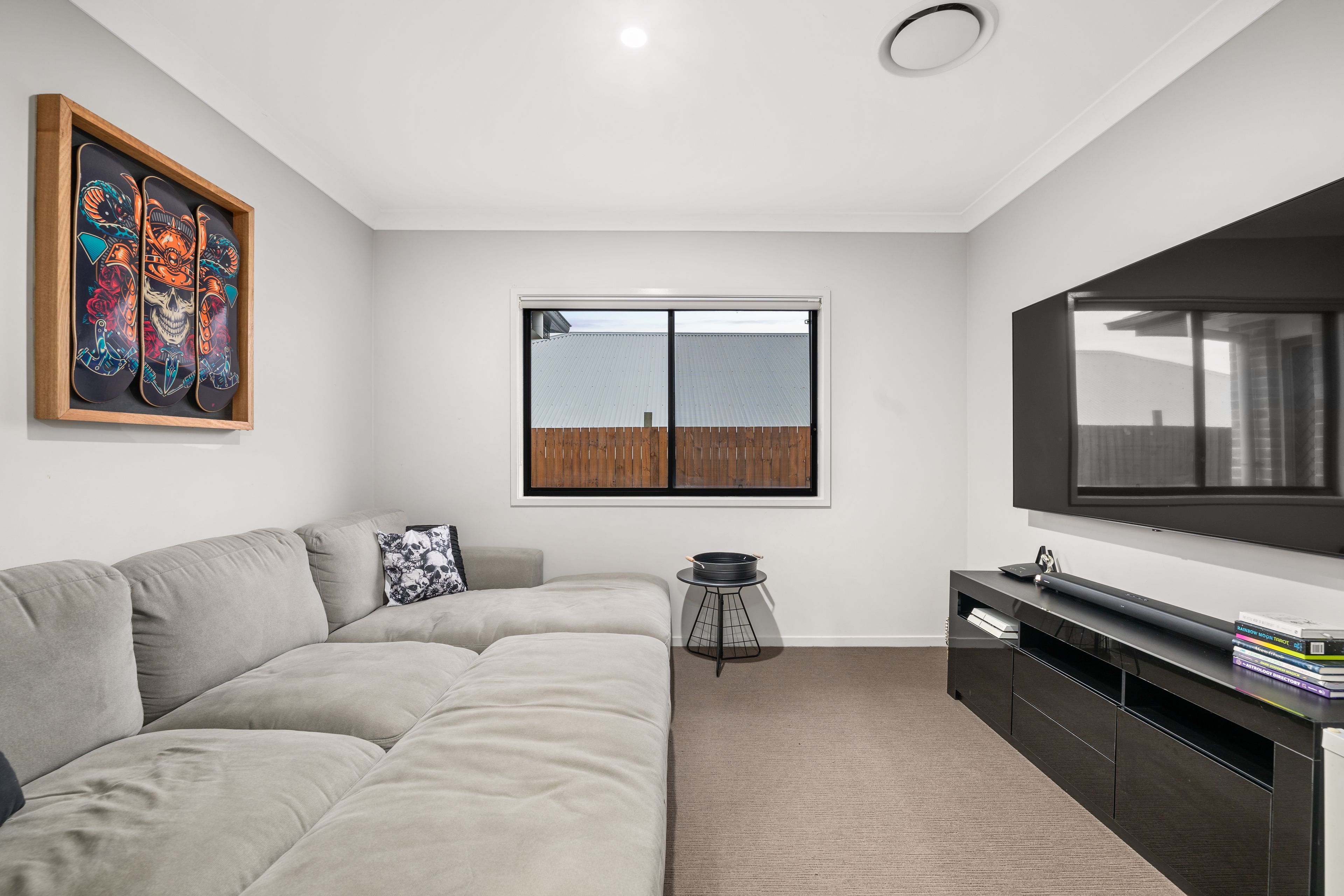 6 Scheyville Crescent — photo 14 of 22
