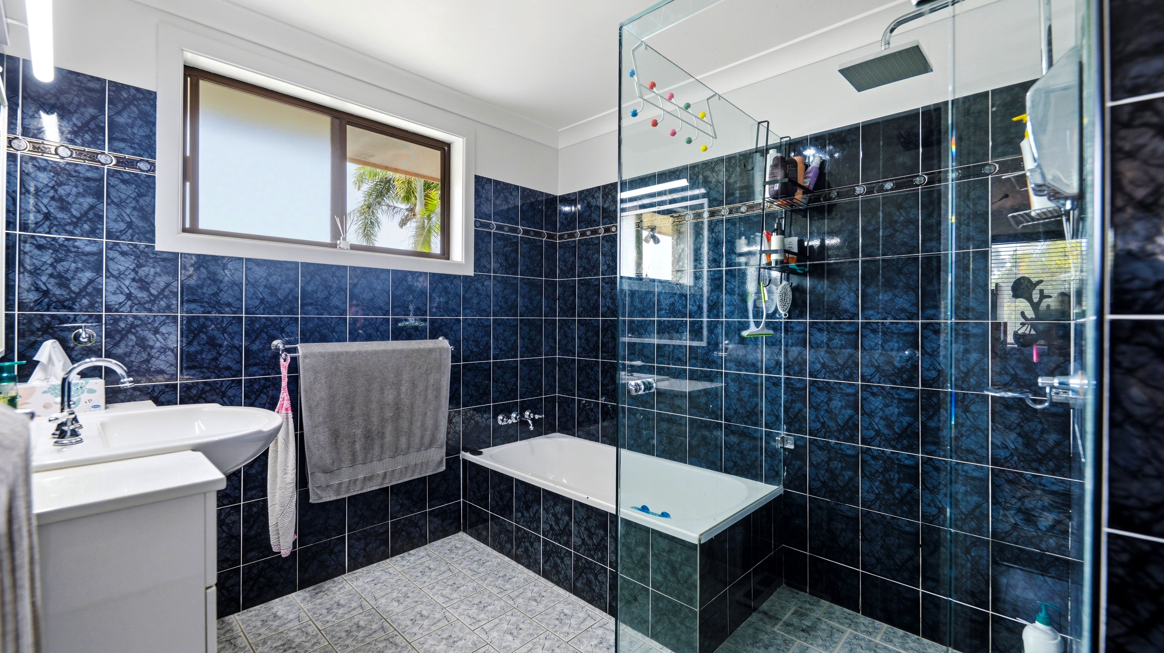14 Gosford Close — photo 15 of 27