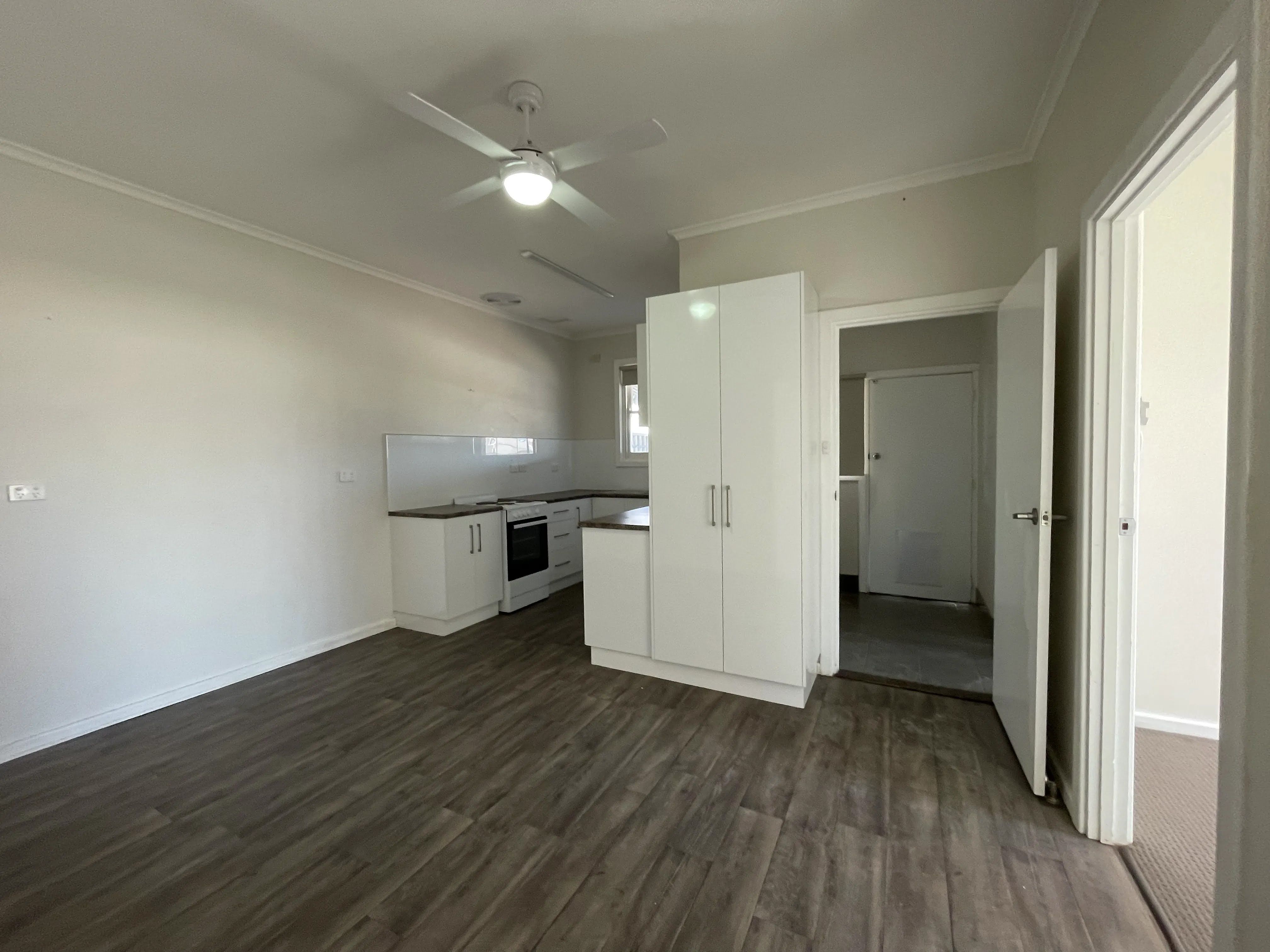 47 Gordon Street — photo 4 of 14