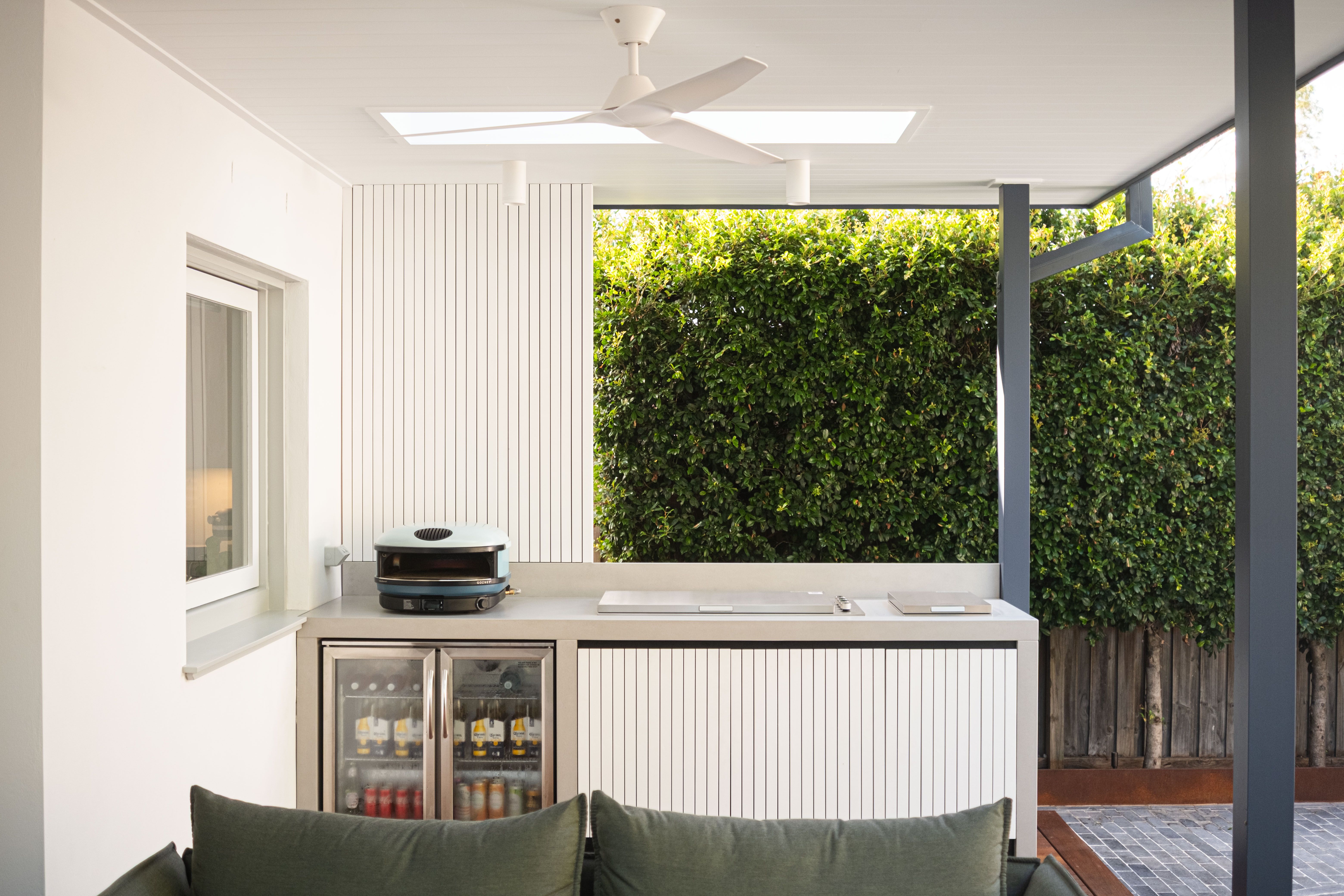 17 Nield Avenue, Rodd Point, NSW 2046