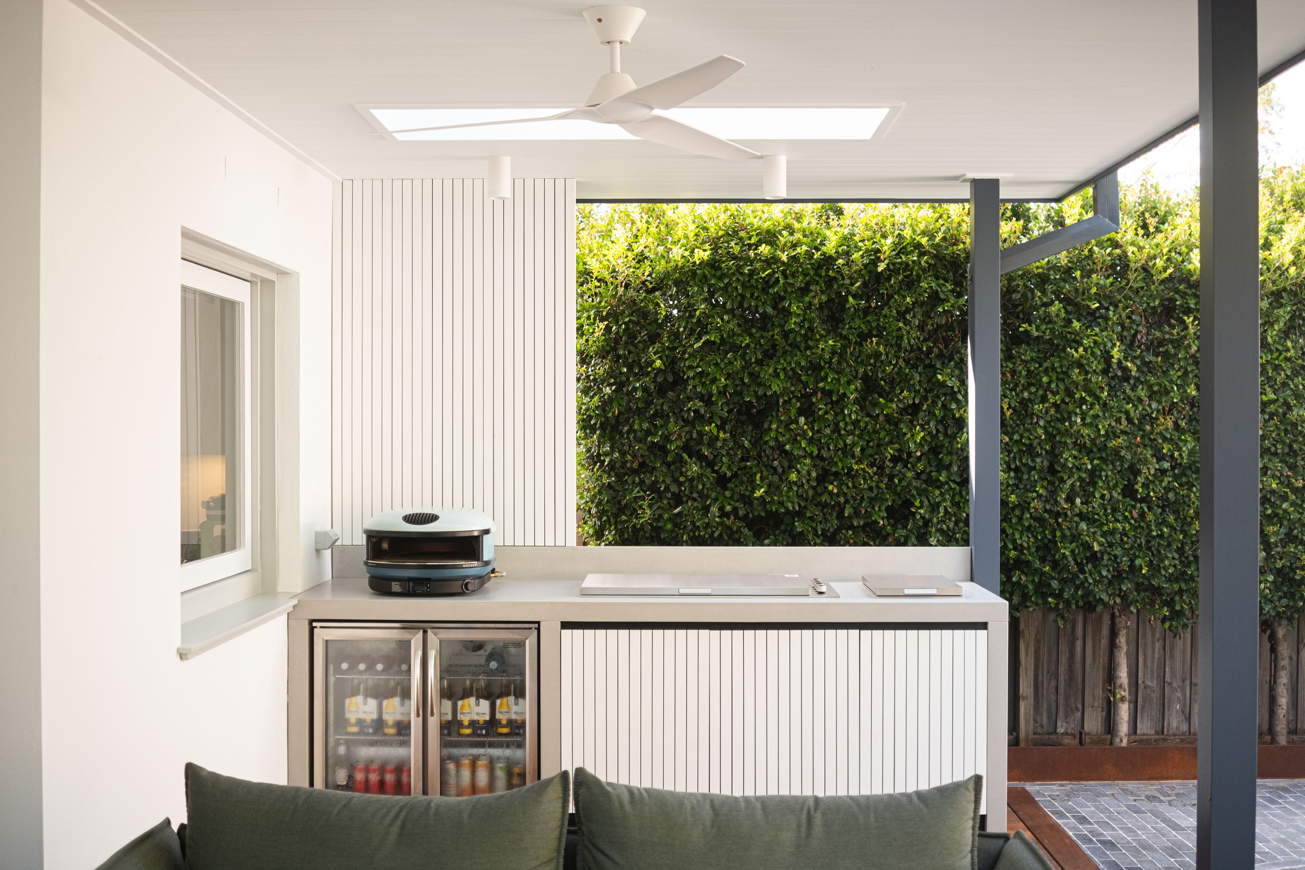 17 Nield Avenue, Rodd Point, NSW 2046