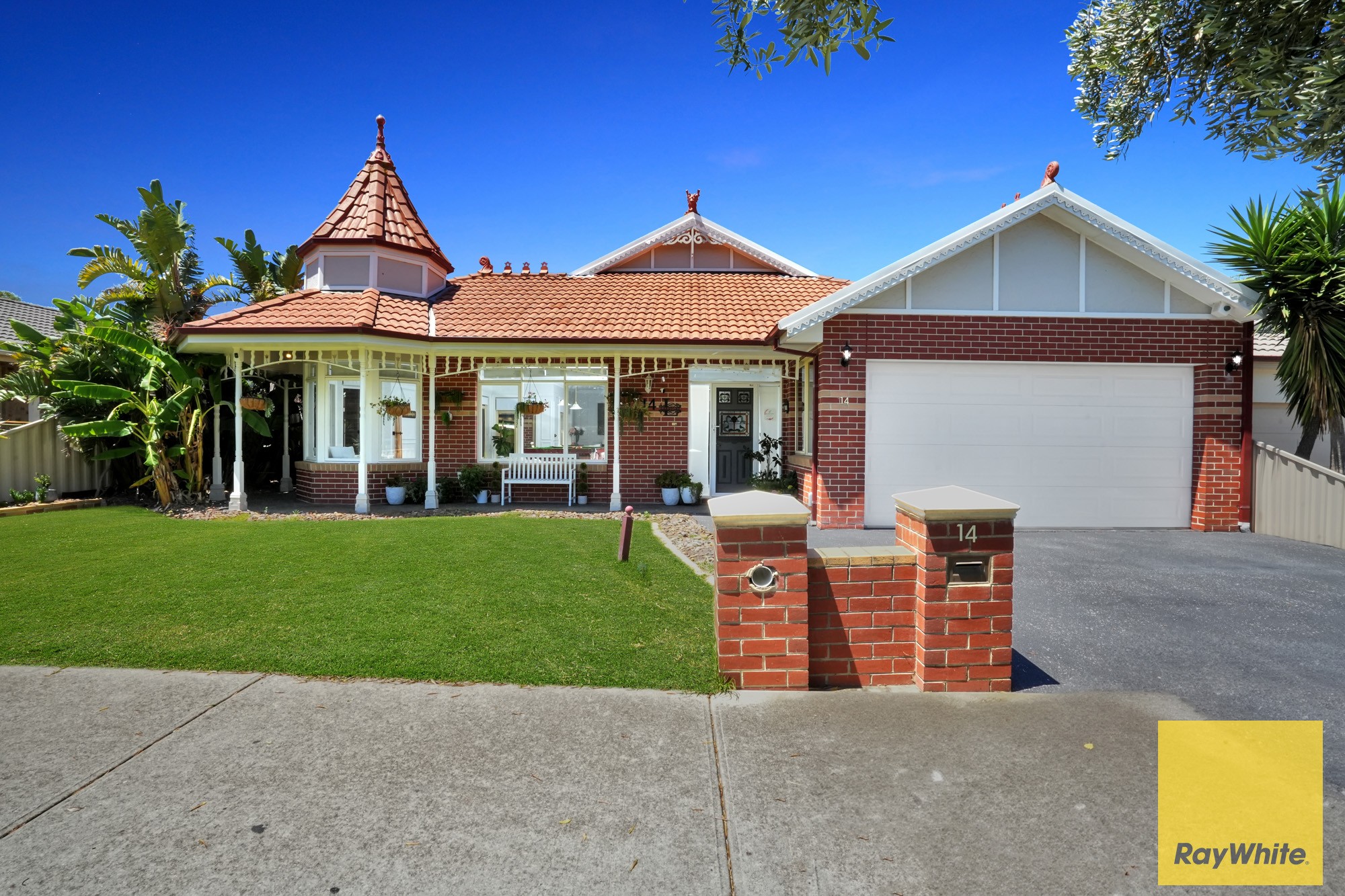 14 Mossbury Court, Taylors Hill, VIC 3037
