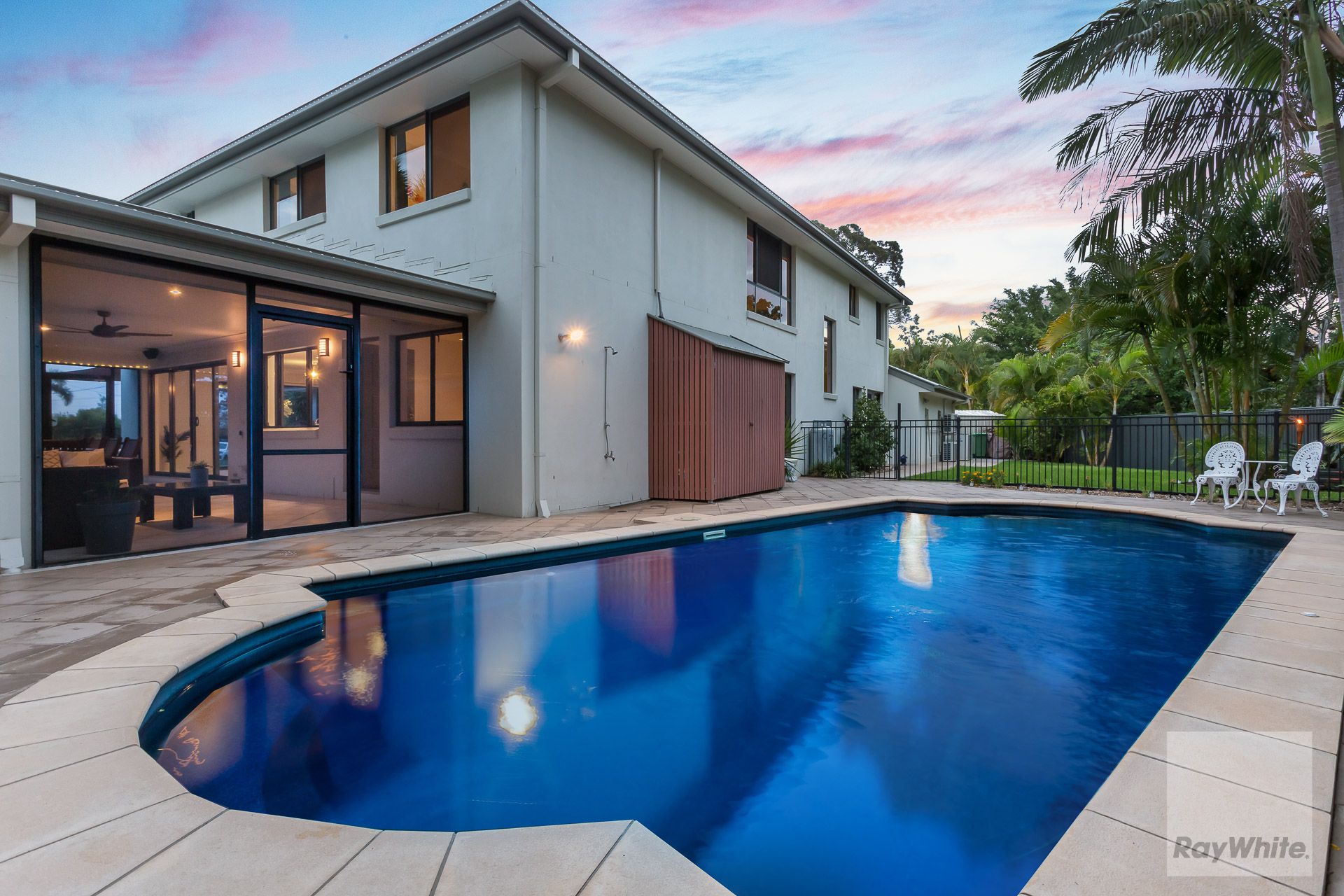 6 Sandra Court, Redland Bay QLD 4165