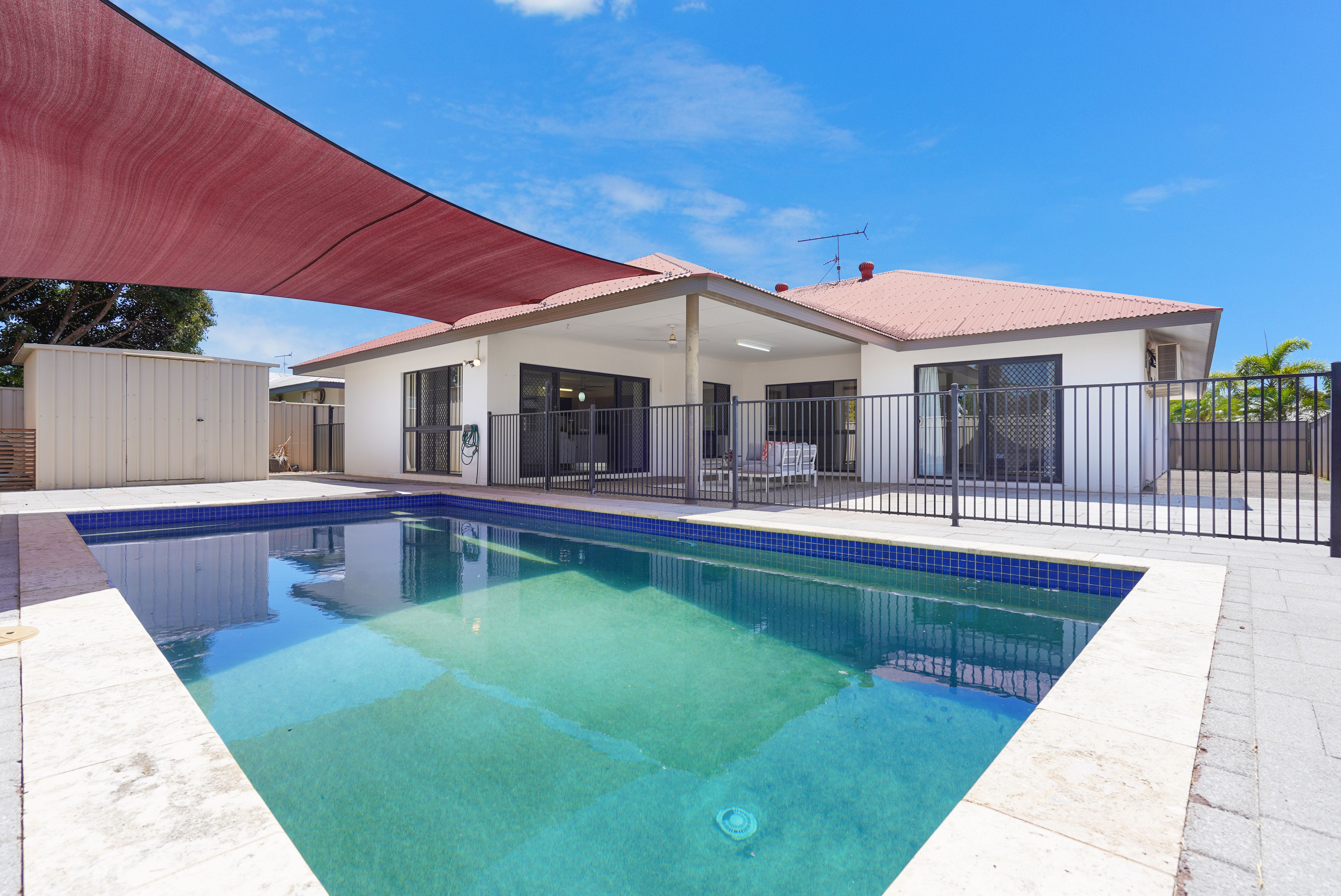 18 Richards Crescent, Rosebery NT 0832