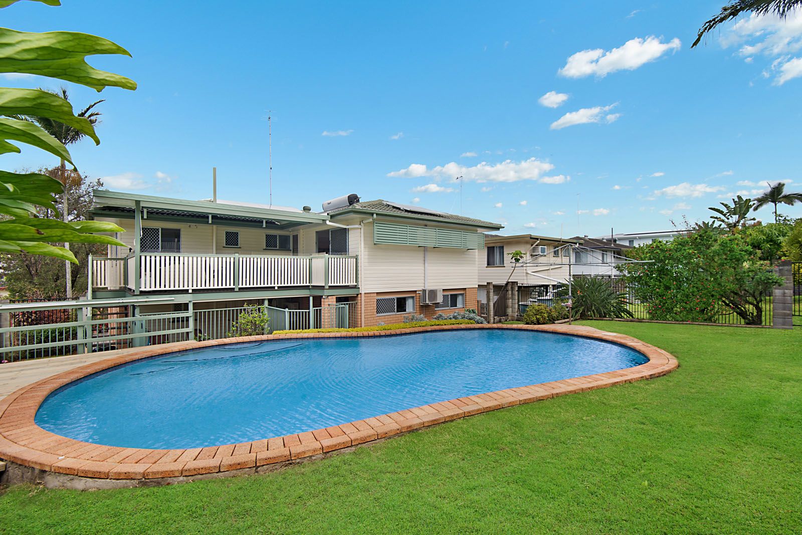 74 Valentia Street, Mansfield, QLD 4122