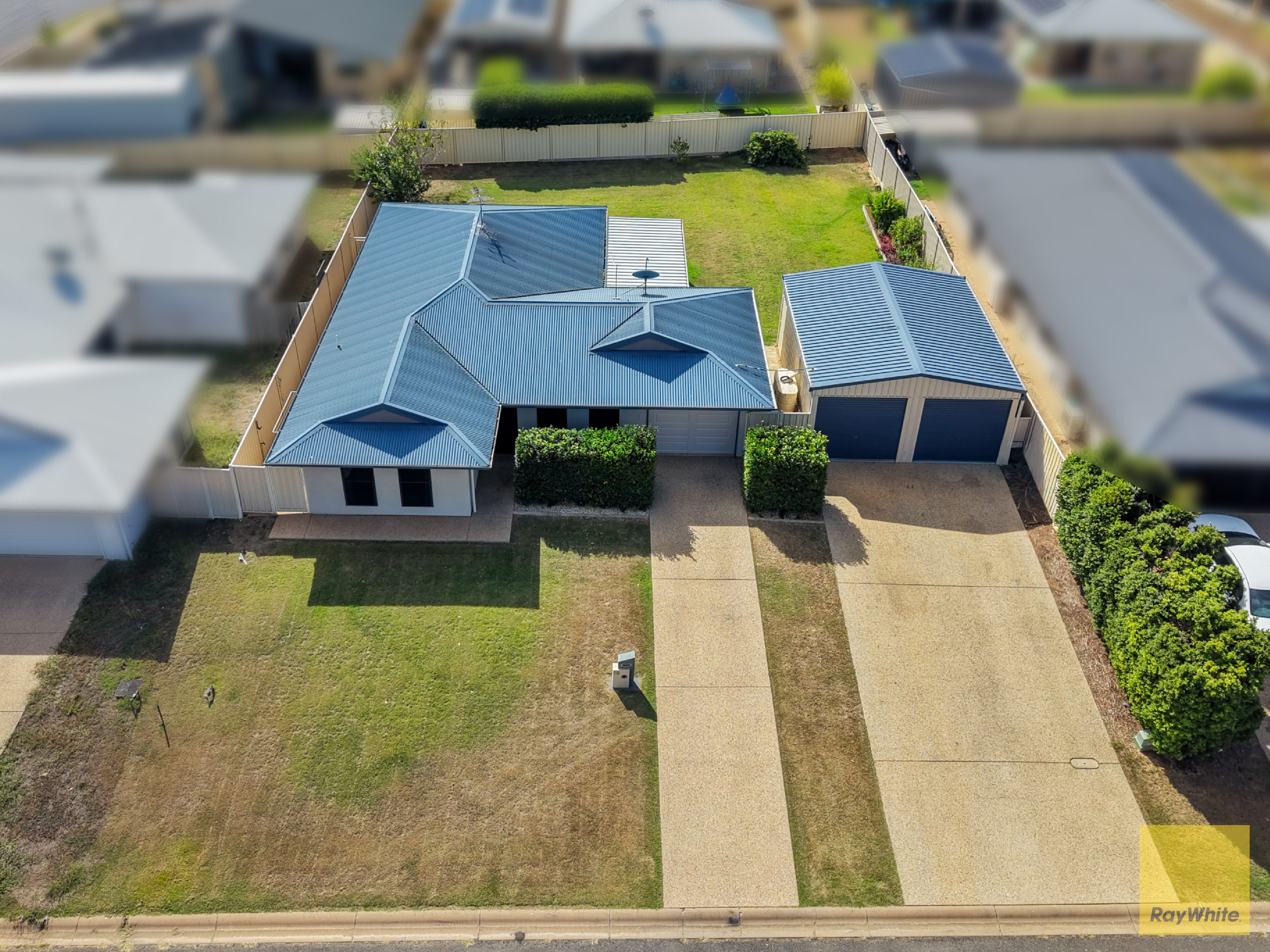 10 Eagle Street, Emerald, QLD 4720