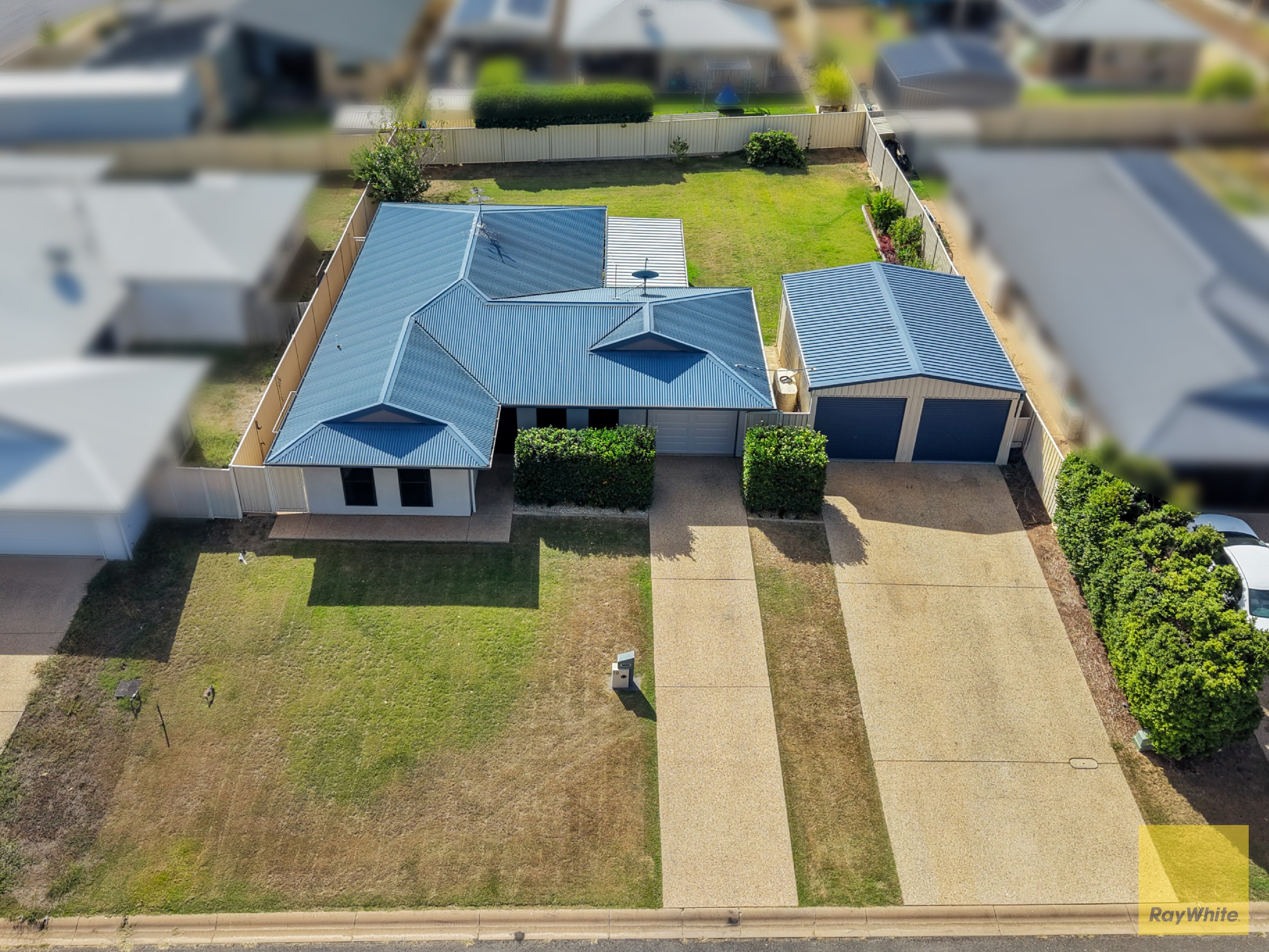 10 Eagle Street, Emerald, QLD 4720