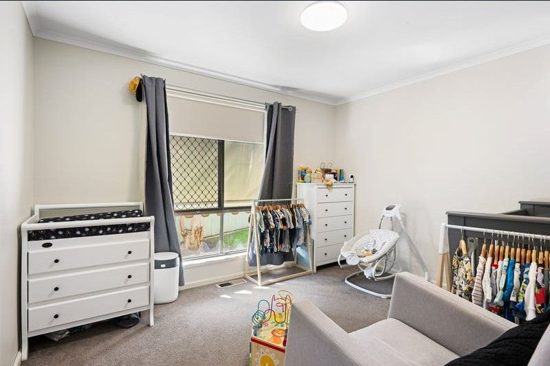 23 Lacebark Court — photo 10 of 16