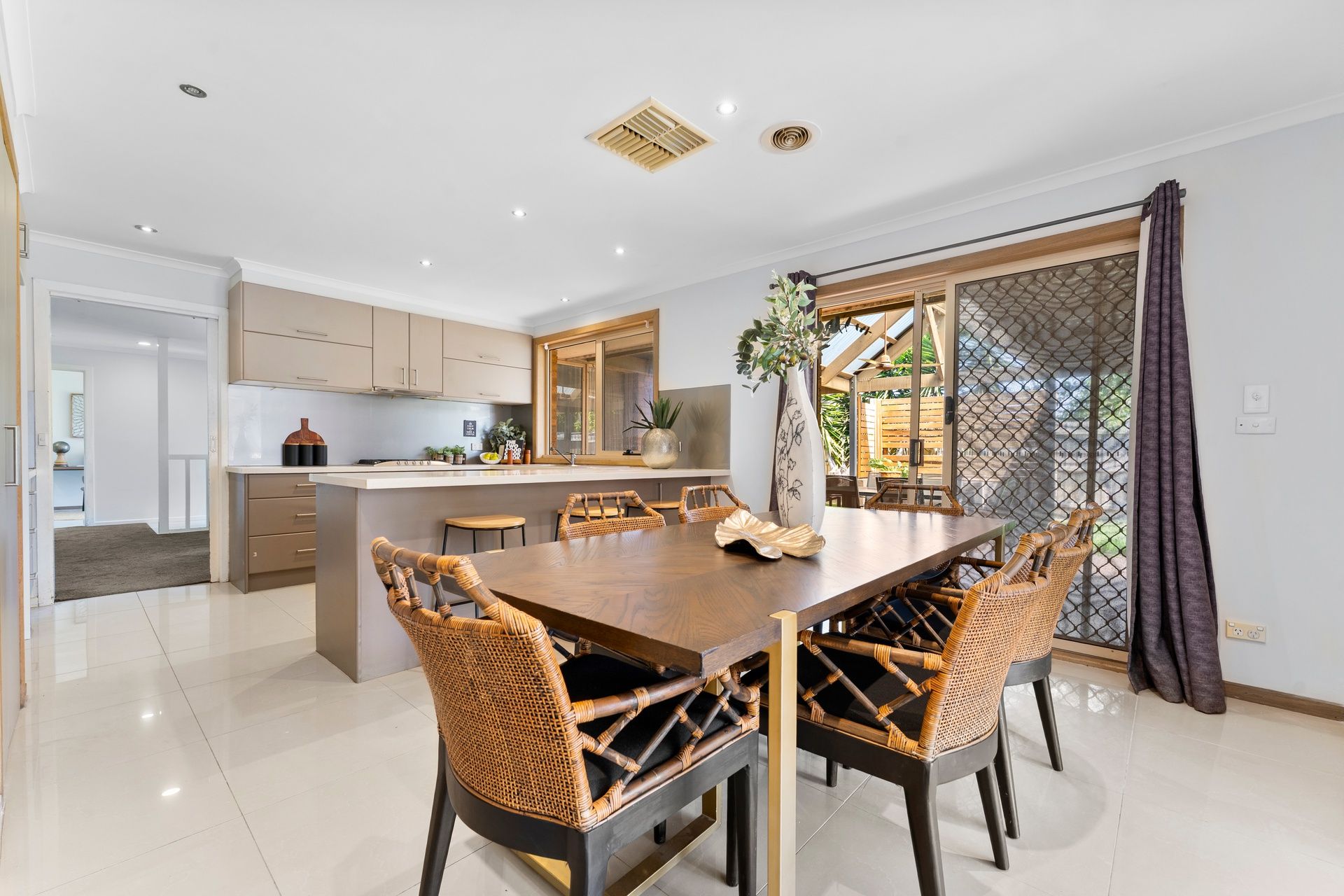 144 Lawless Drive , Cranbourne North VIC 3977