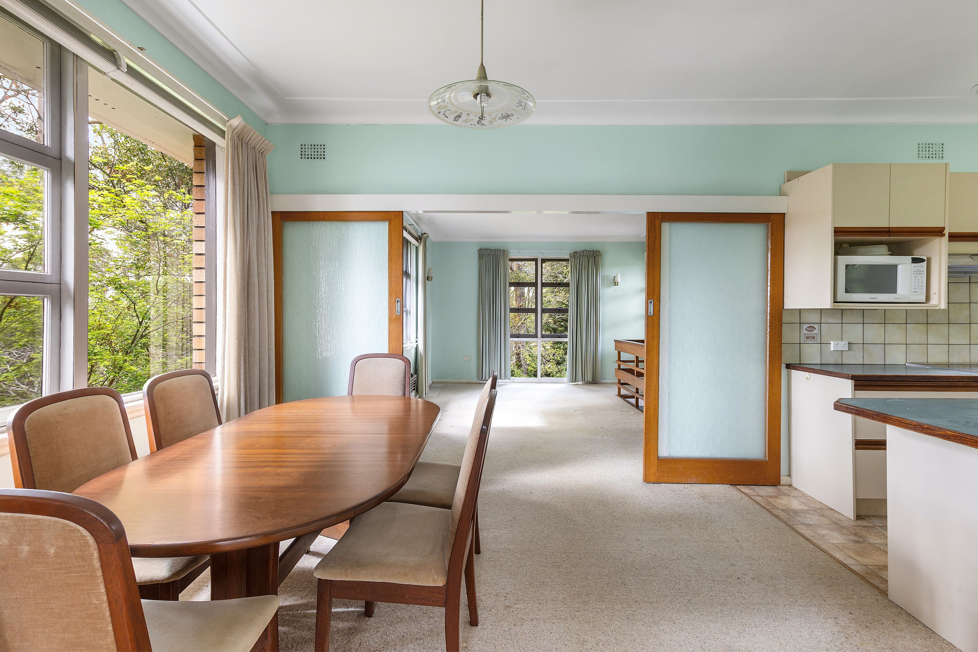 61 Manor Road — photo 3 of 10