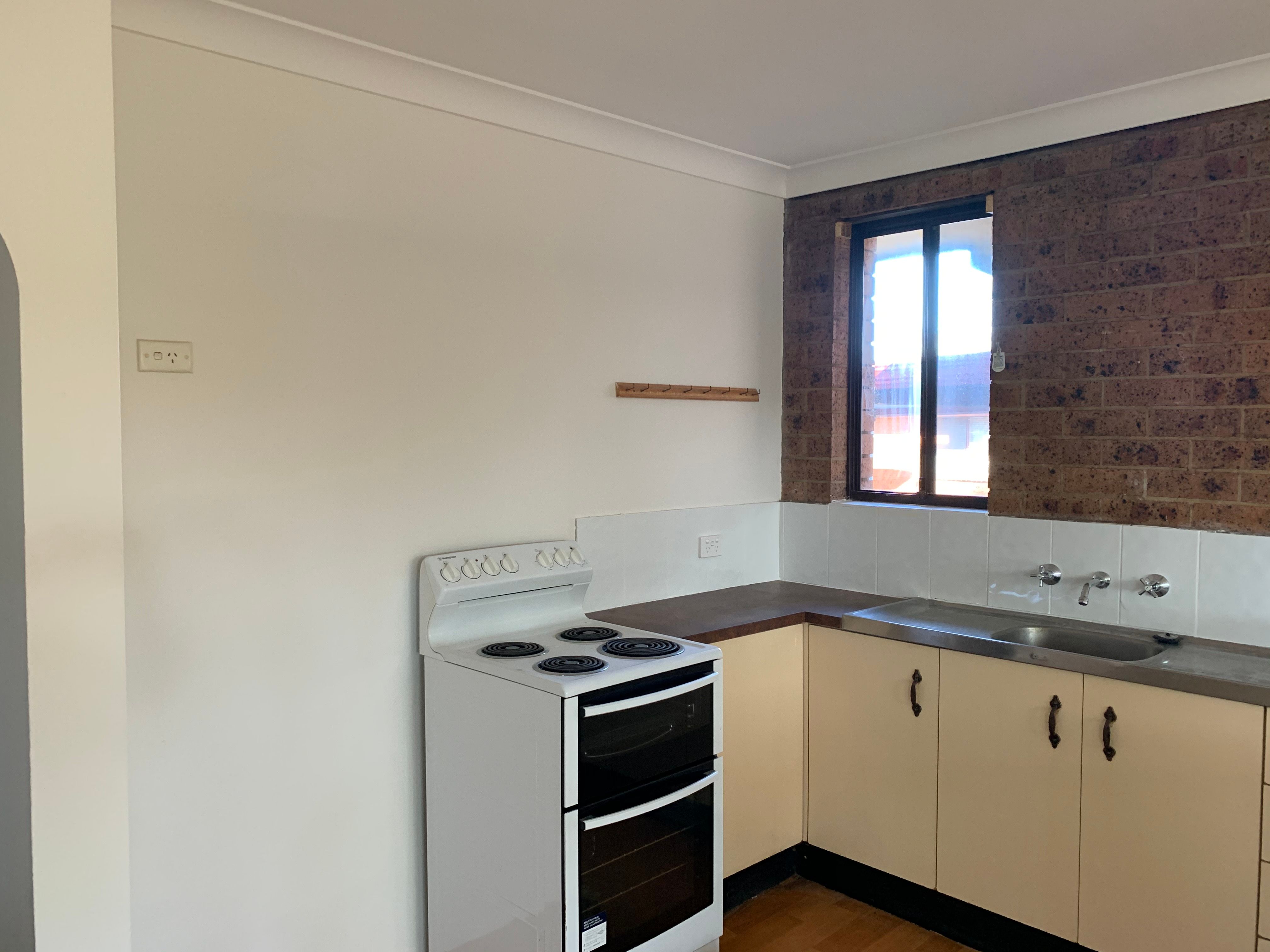 1/45 Brinawarr Street, Bomaderry, NSW 2541