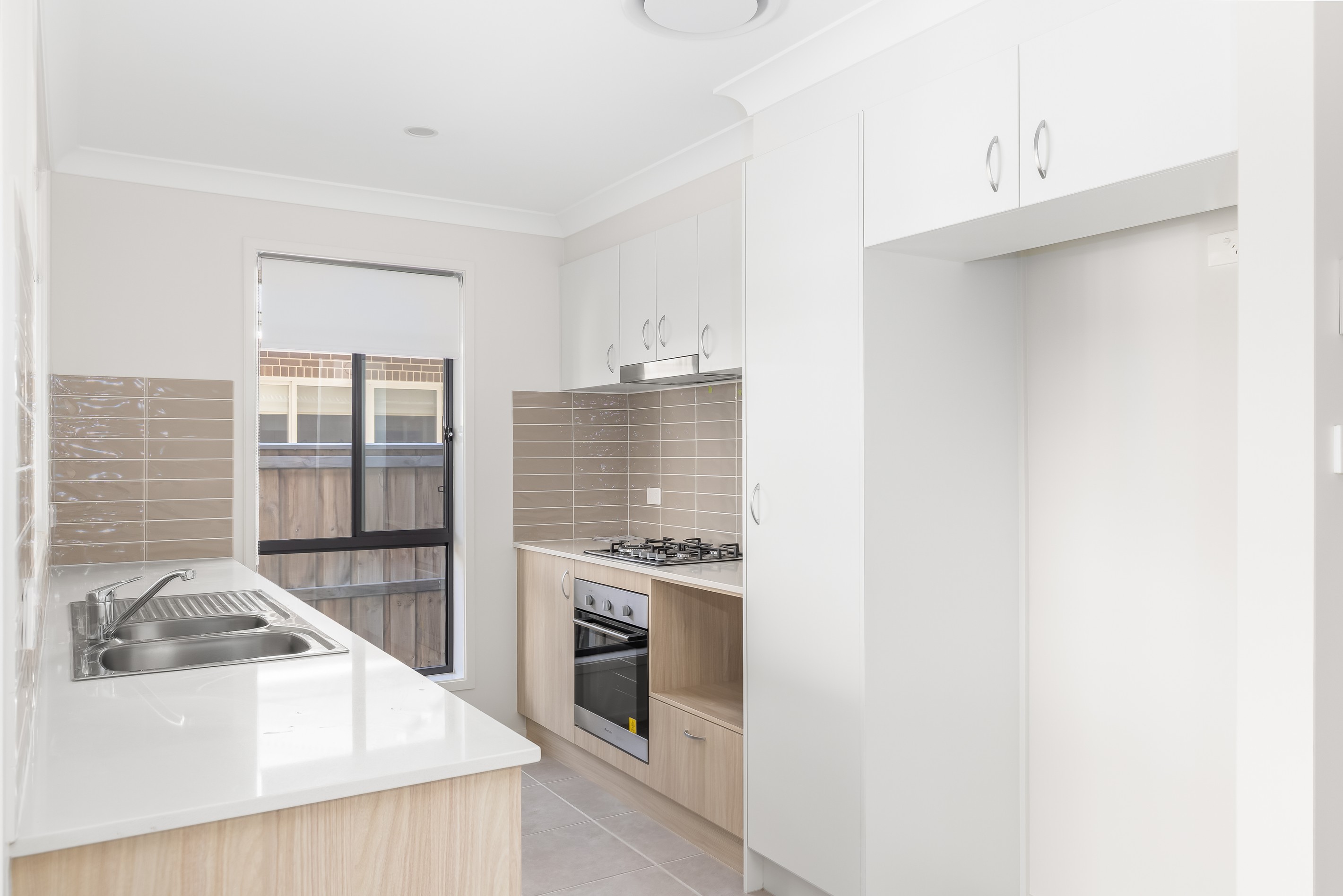 2/152 Settlers Boulevard, CHISHOLM, NSW 2322