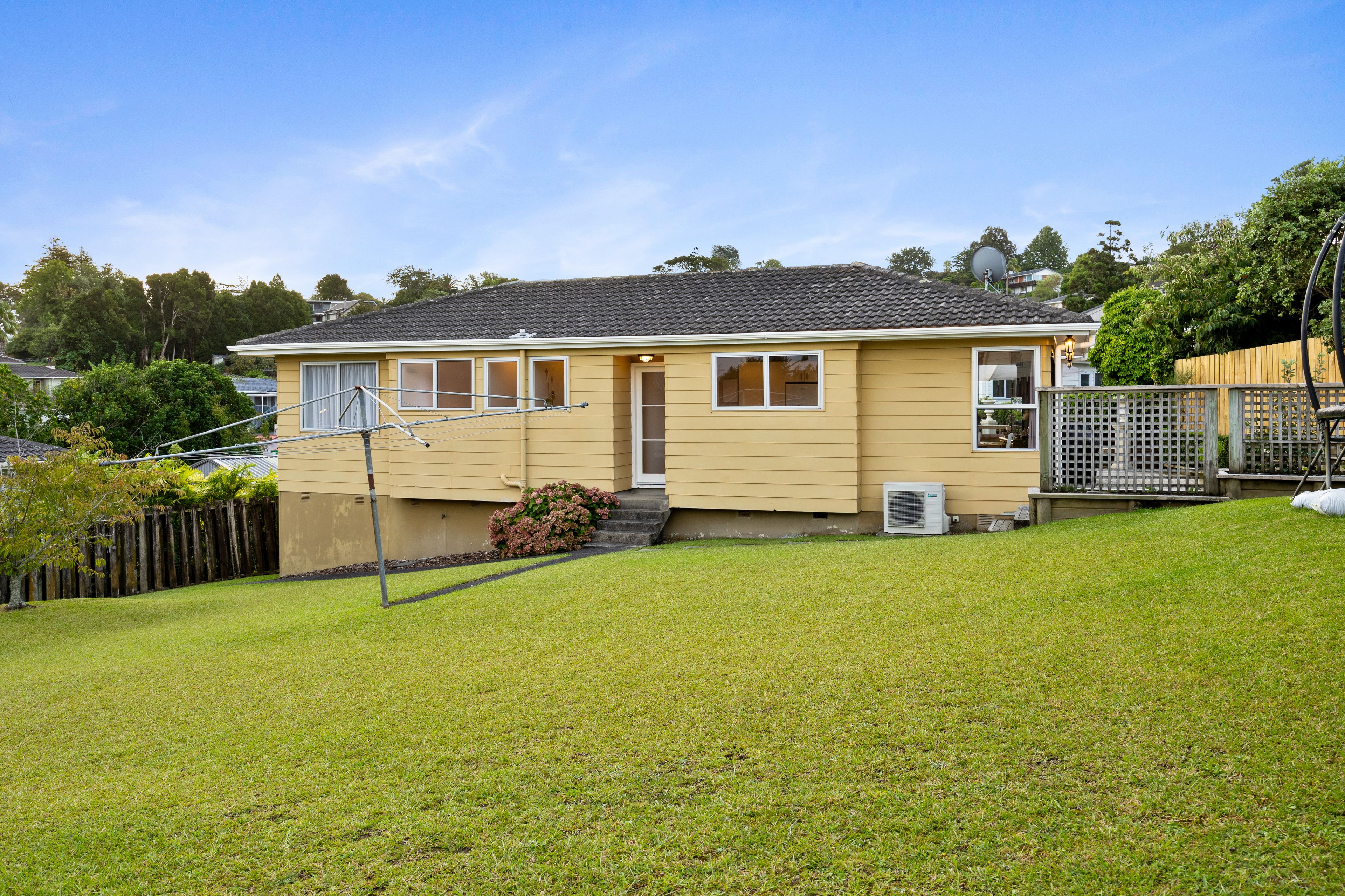 7 Glenbervie Crescent, Massey, Waitakere City