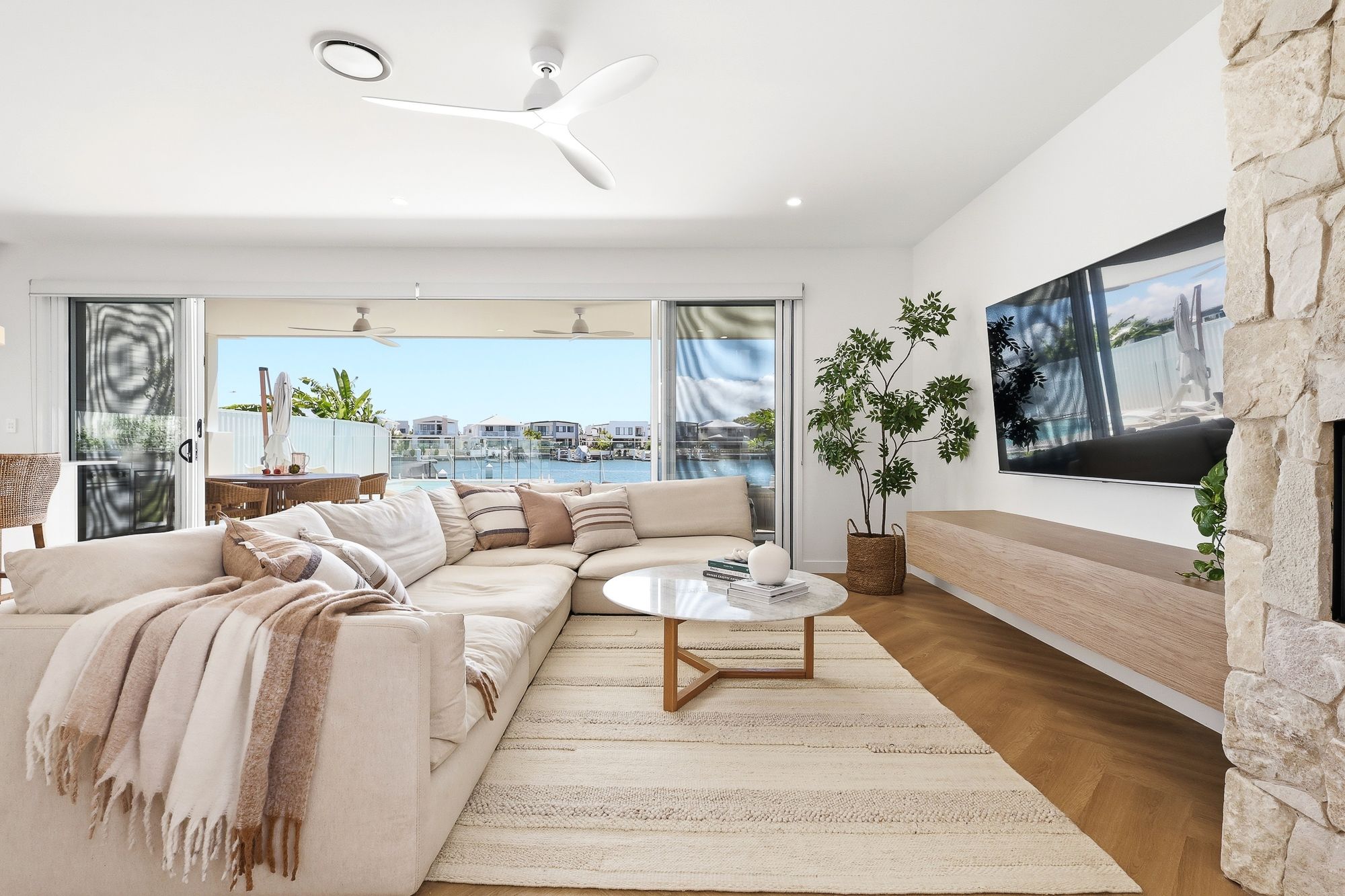 89 Aqua Street, Newport, QLD 4020