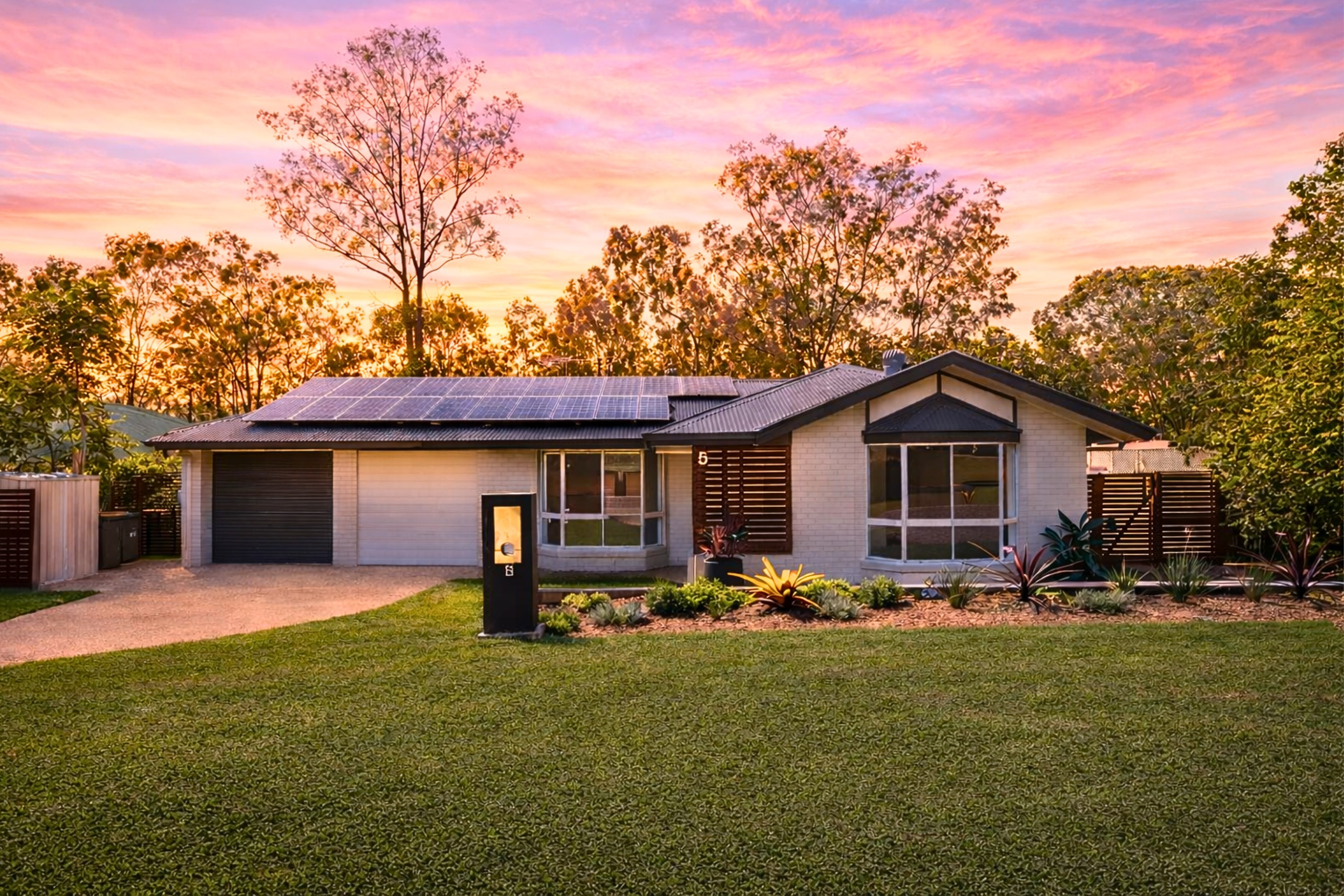 5 Baccata Place, Forest Lake, QLD 4078