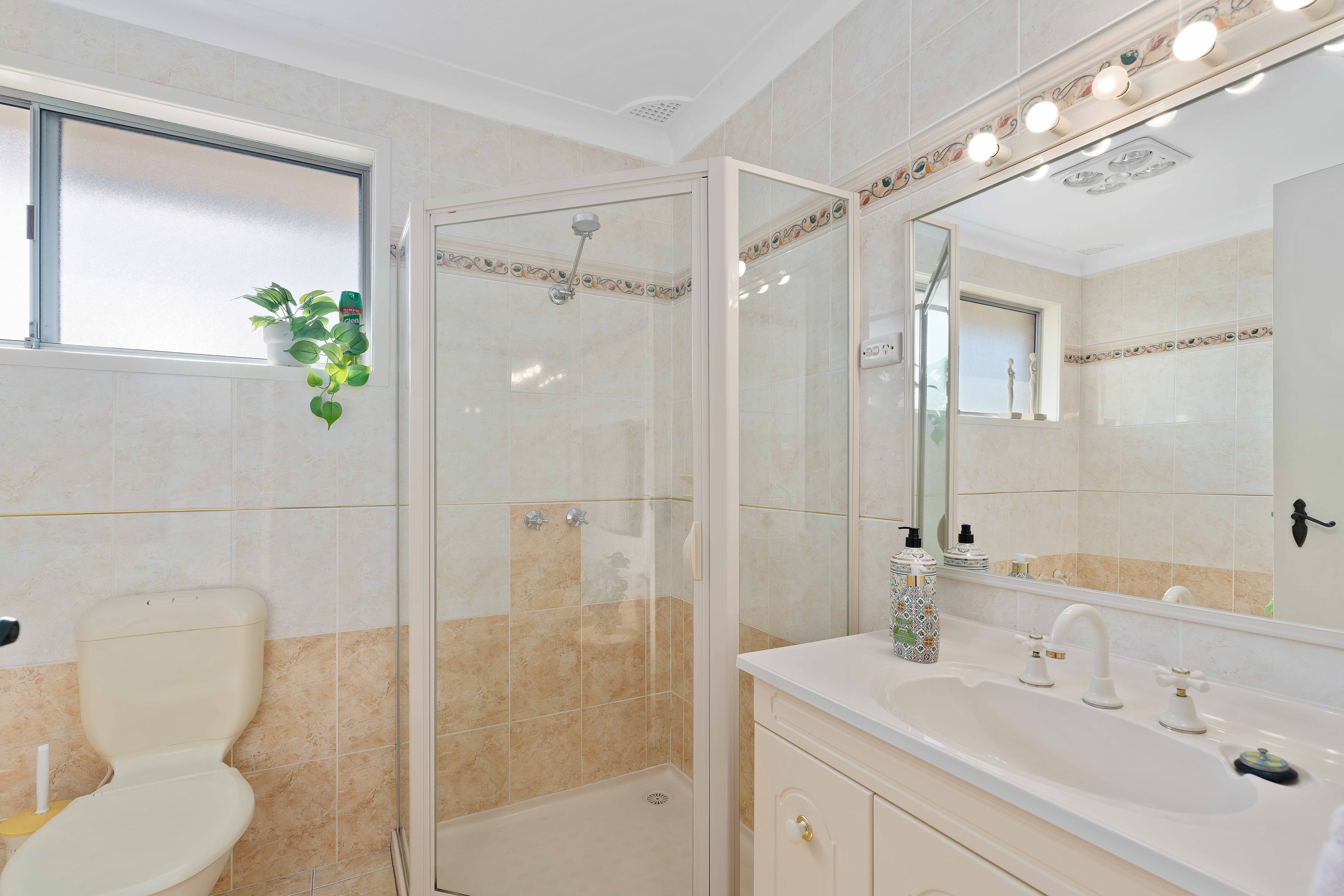 15 Lyrebird Drive — photo 17 of 30