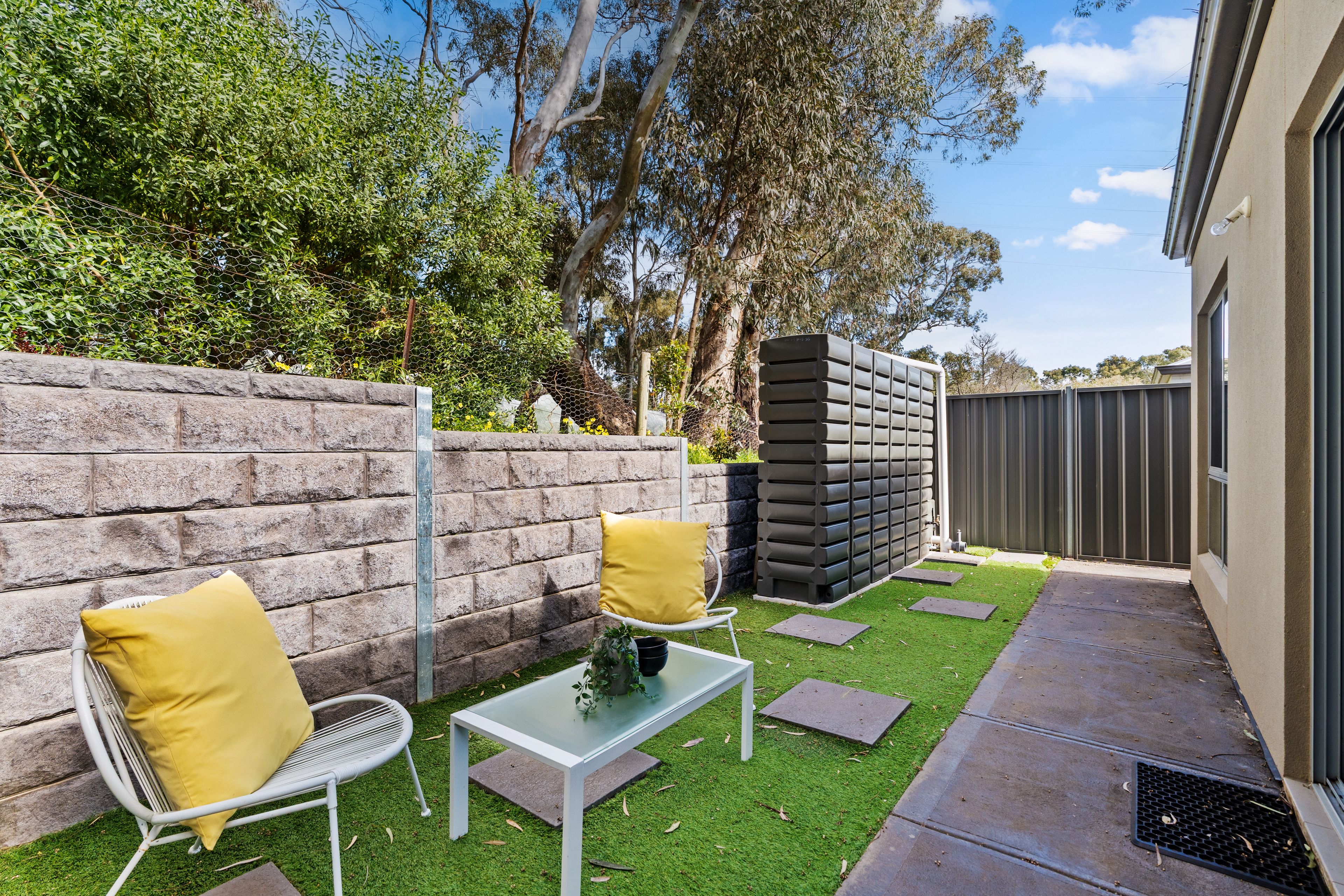 3/65 Tania Drive — photo 14 of 16