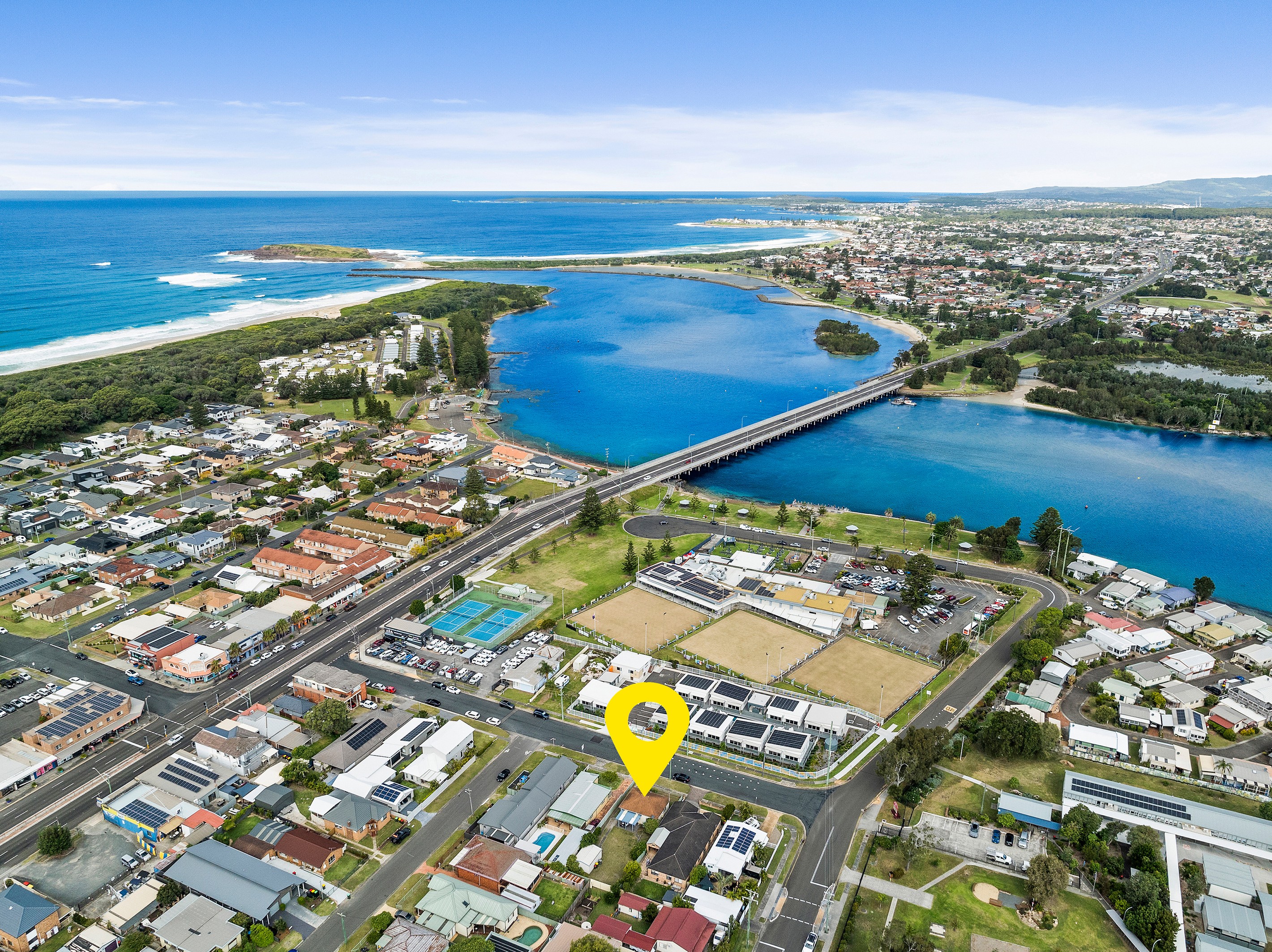 12 Cedar Avenue, Windang, NSW 2528