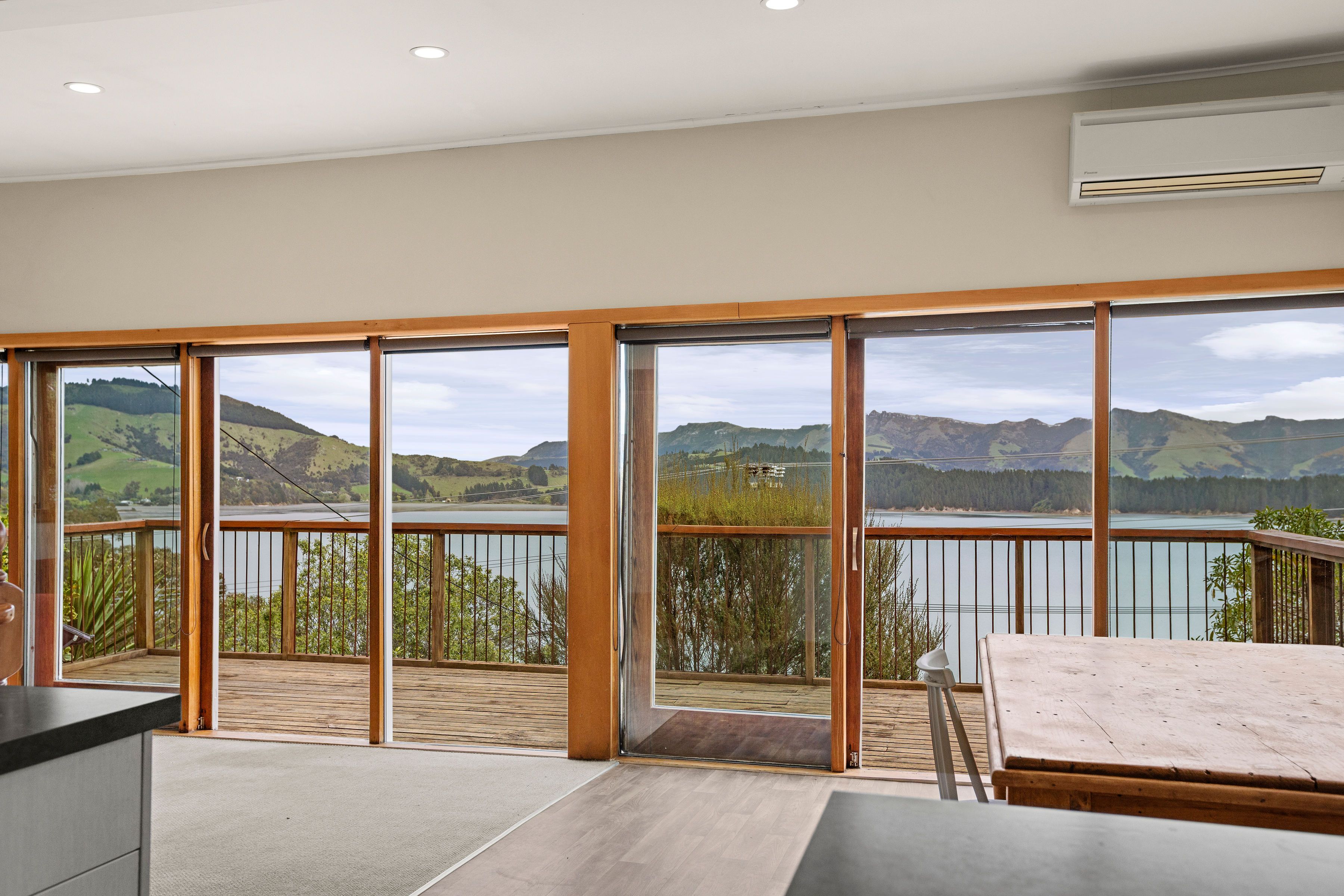 8 Bayview Road, Charteris Bay, Christchurch City
