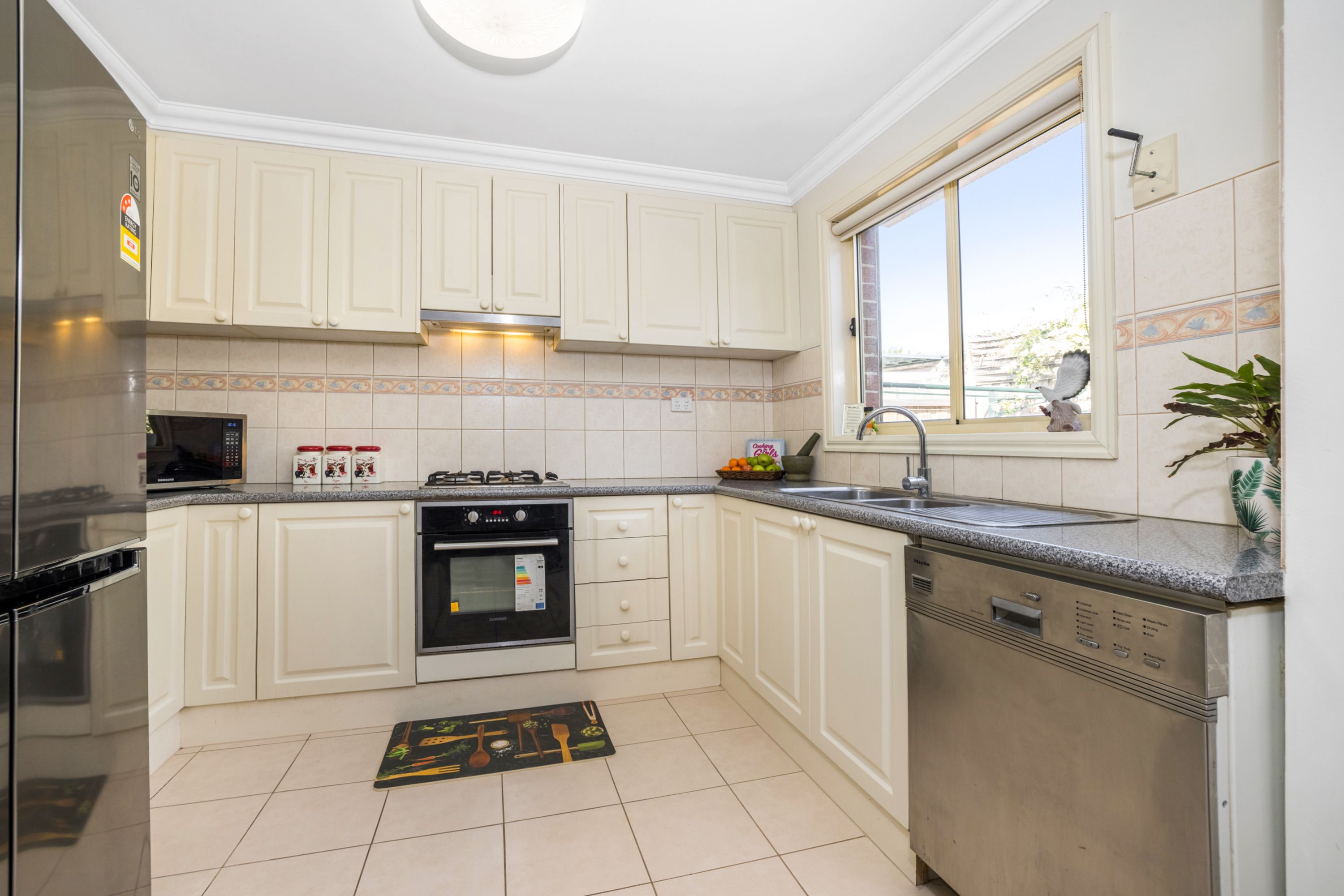 3/2 Neilson Street, Bayswater, VIC 3153