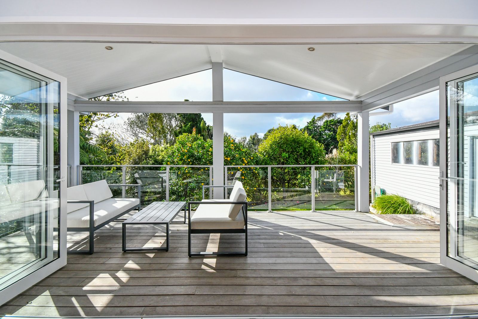 54 Pah Road, Cockle Bay, Manukau City