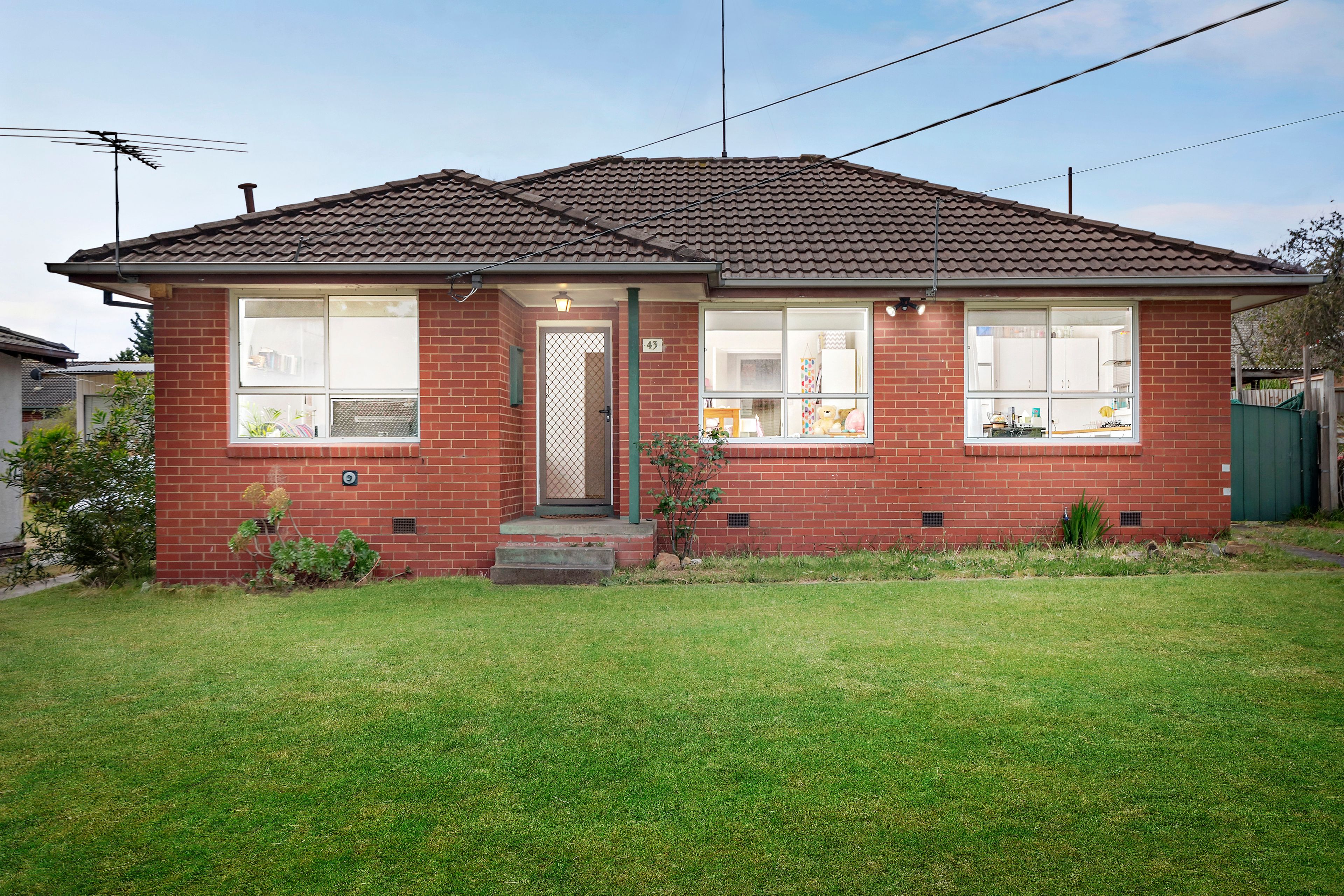 43 Aleppo Crescent, Frankston North VIC 3200