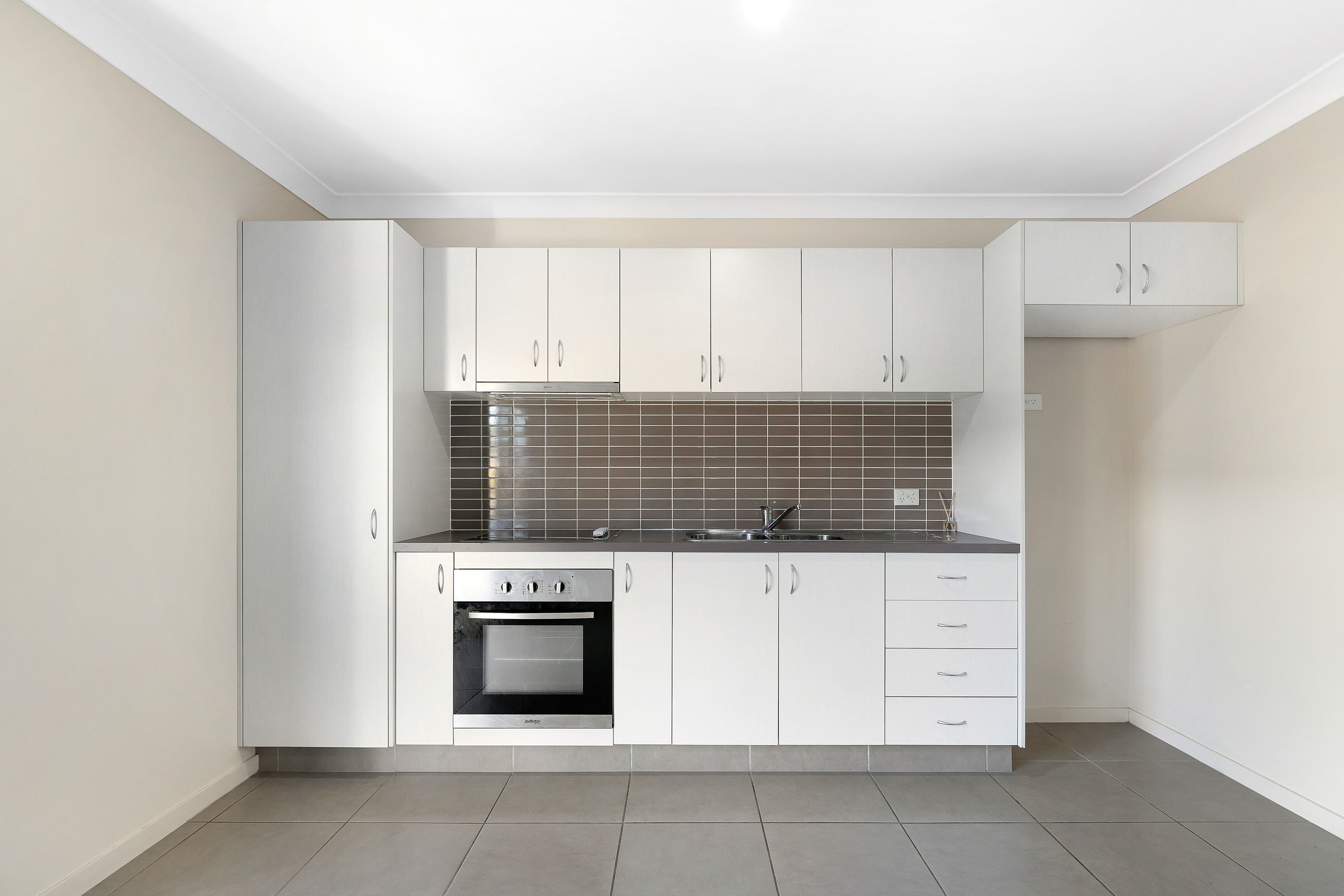 3 Maslin Chase, Pacific Pines, QLD 4211