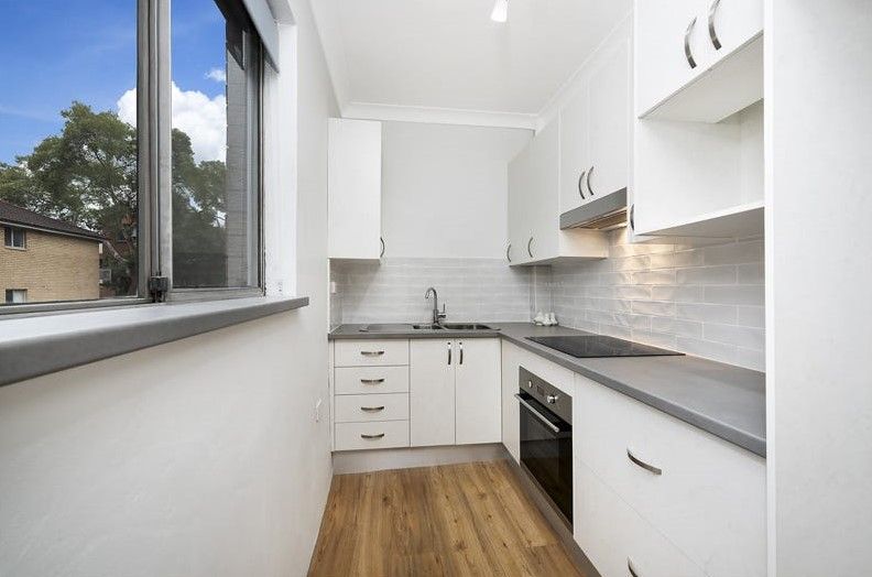 2/15 Devlin Street, Ryde, NSW 2112