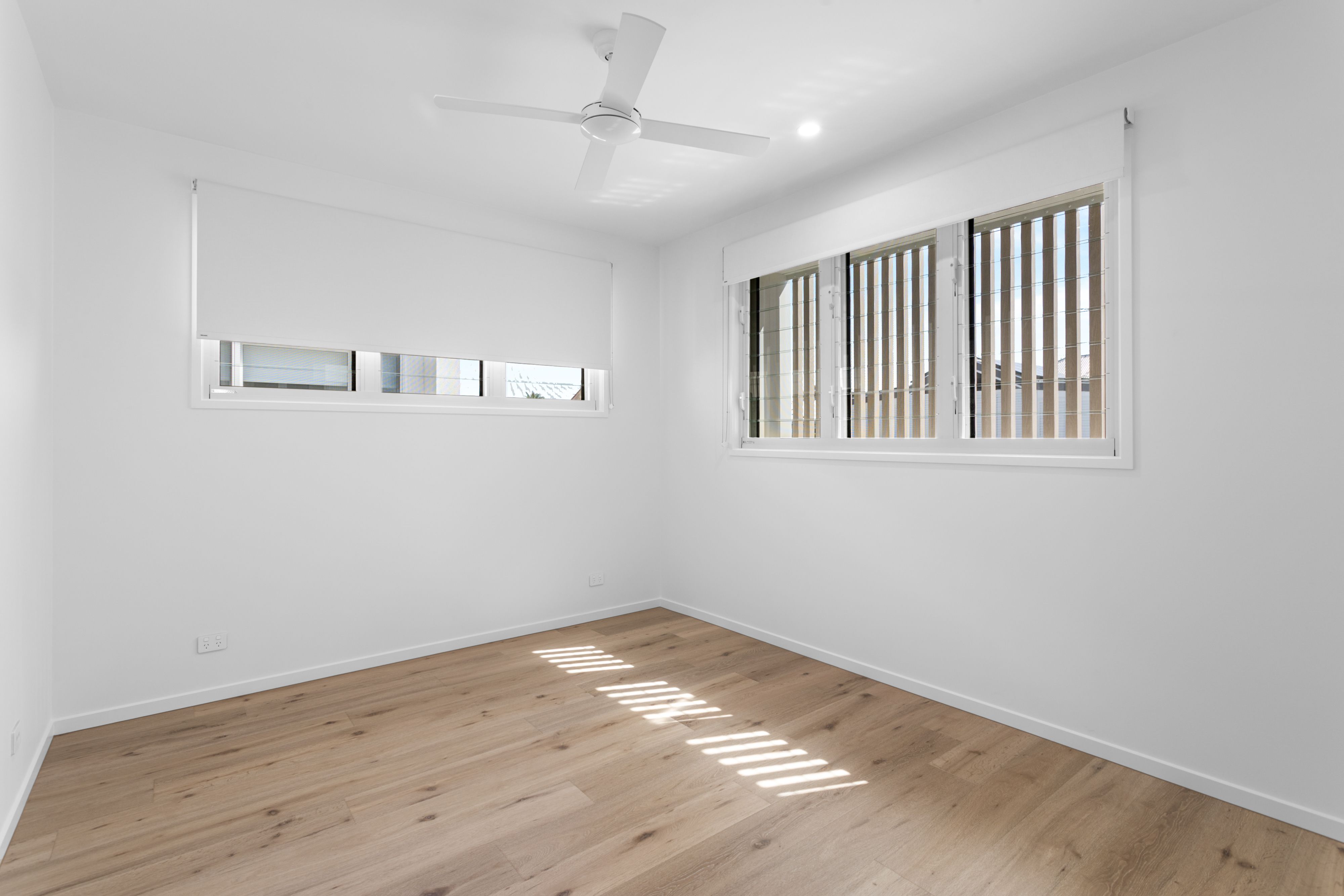 3/2-4 Collins Street — photo 12 of 17