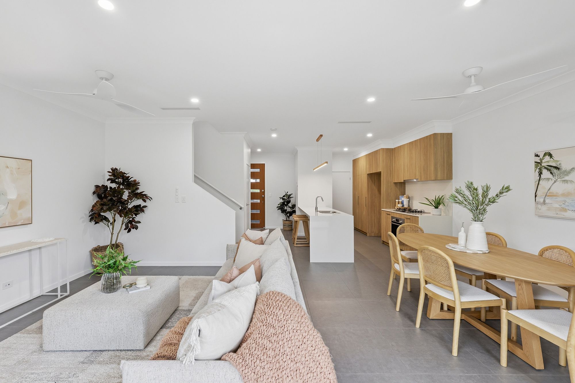 31/28 Bonogin Road — photo 6 of 27
