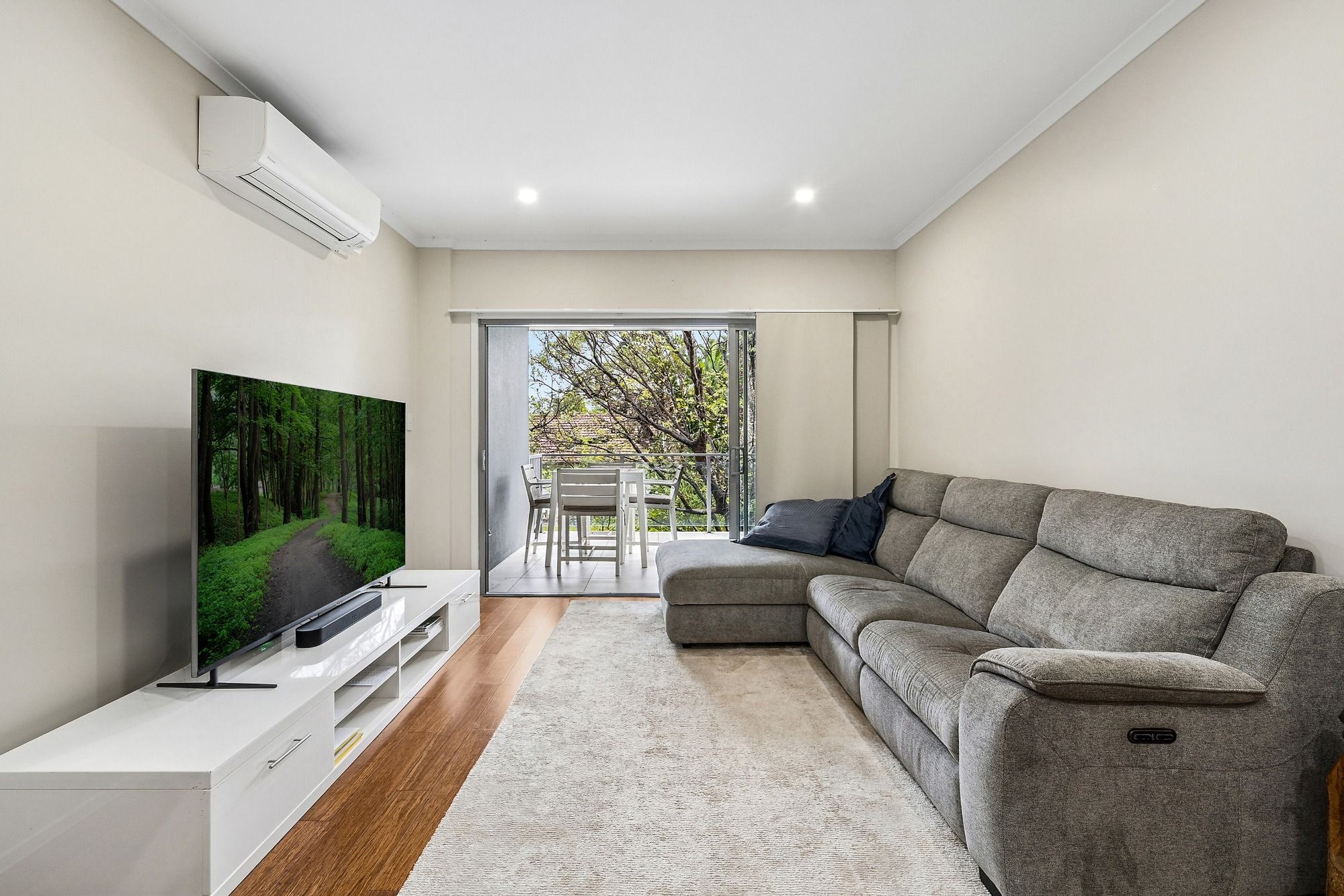 2/586 Sherwood Road — photo 5 of 14
