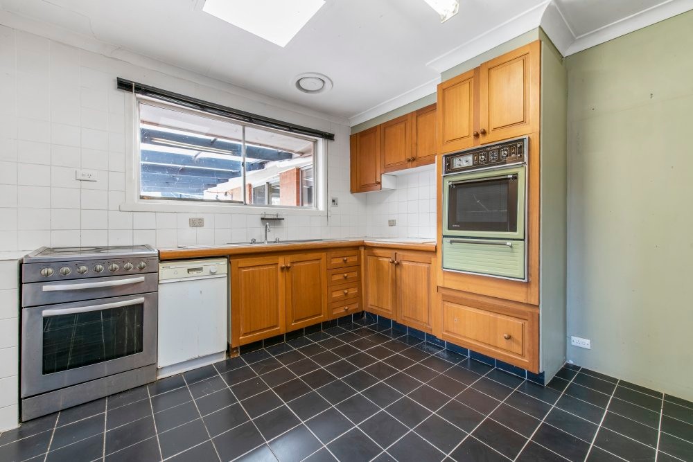 27 Tulip Crescent, Boronia, VIC 3155