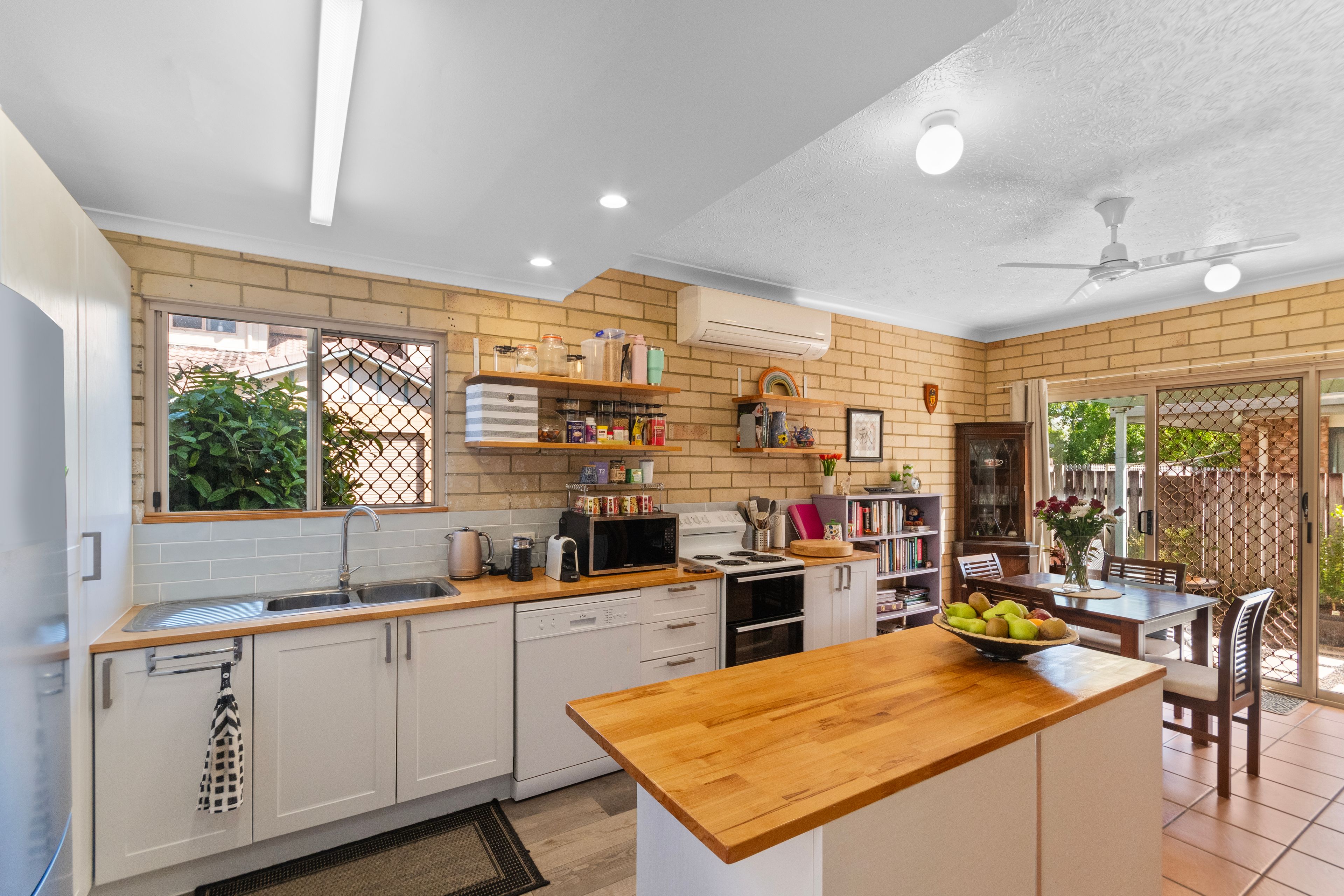 5/45-47 Park Street, Pimlico, QLD 4812