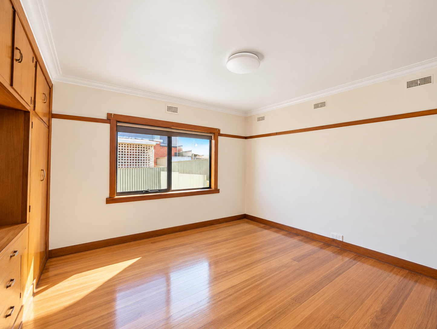 155 Tarleton Street — photo 5 of 9