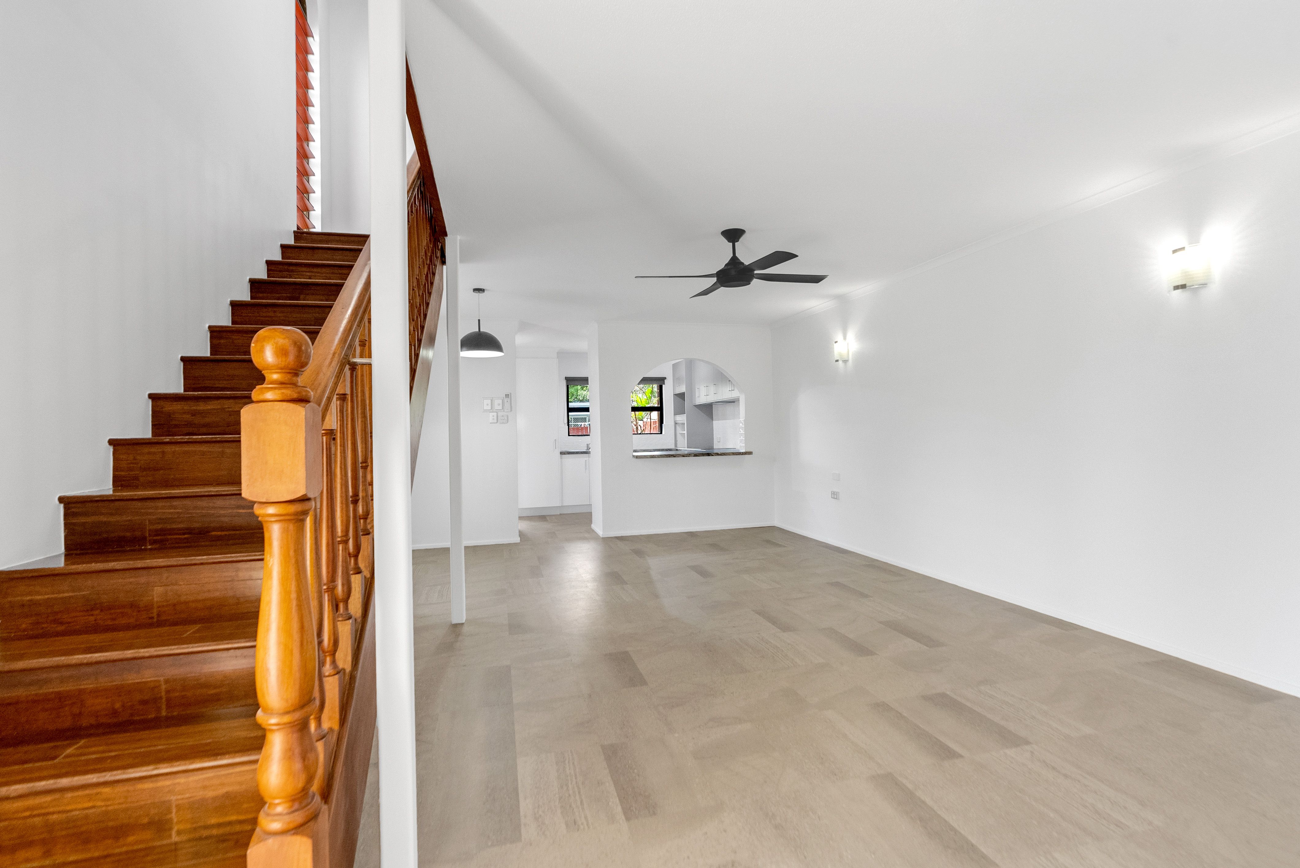1/21 Mimosa Street, Holloways Beach, QLD 4878