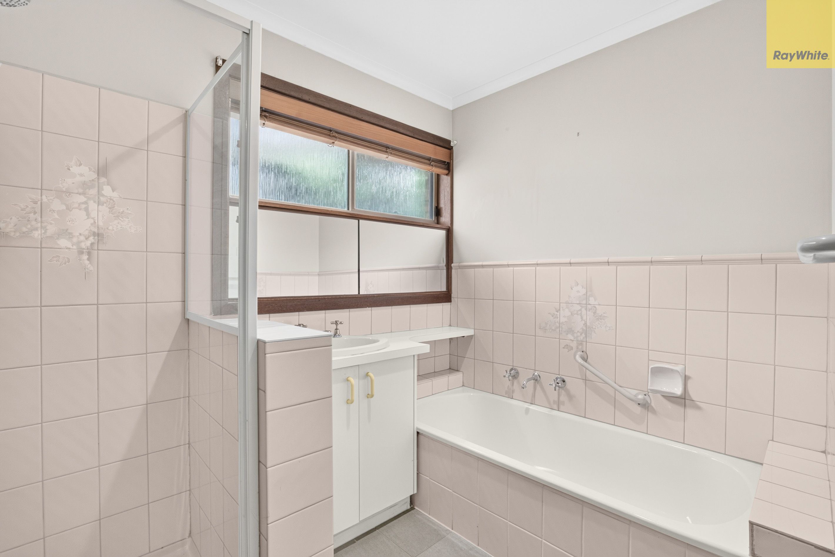 45 Underbank Boulevard — photo 10 of 18