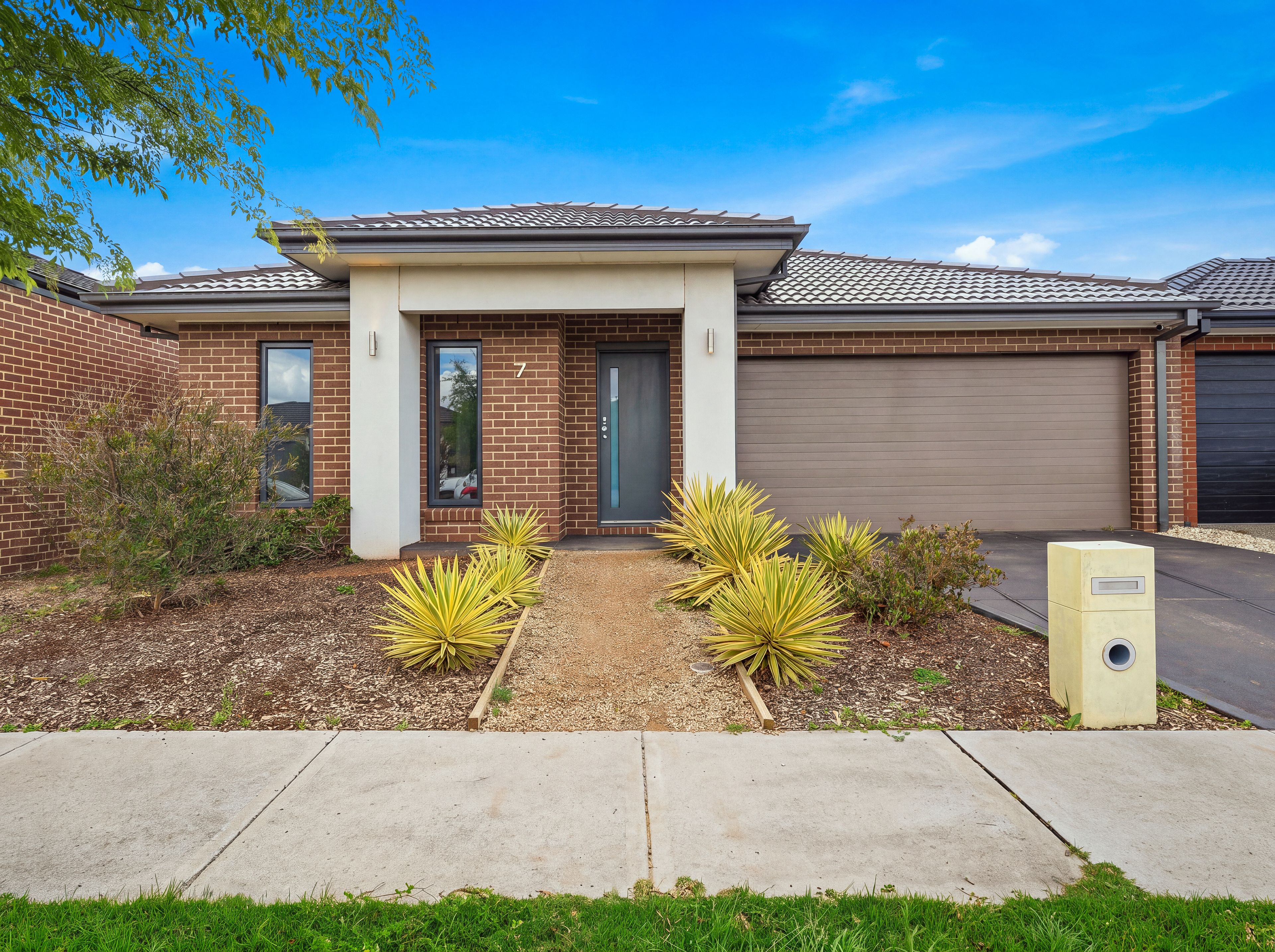 7 Midgard Road — photo from Ray White Werribee