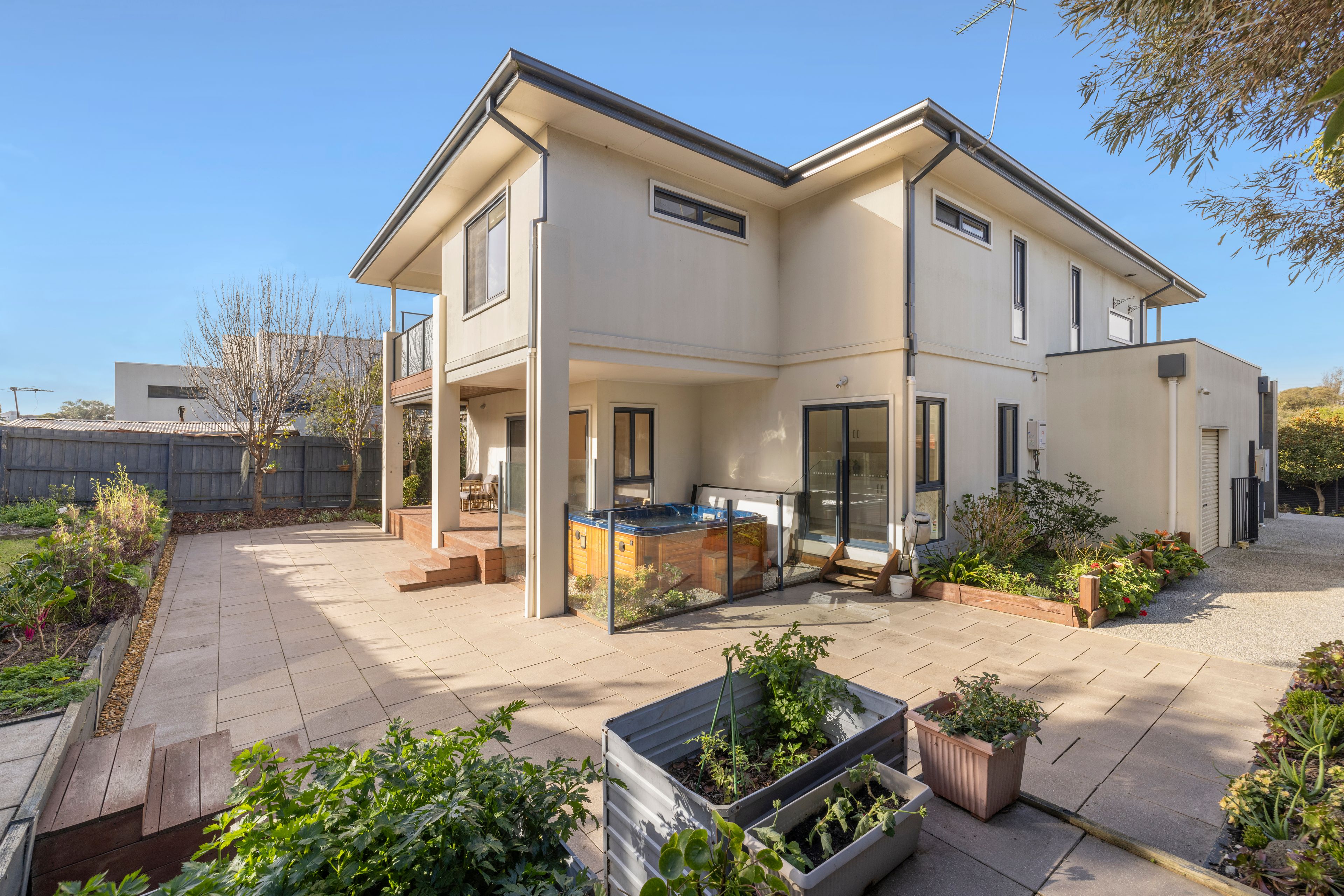 21 Riviera Street — photo 19 of 27
