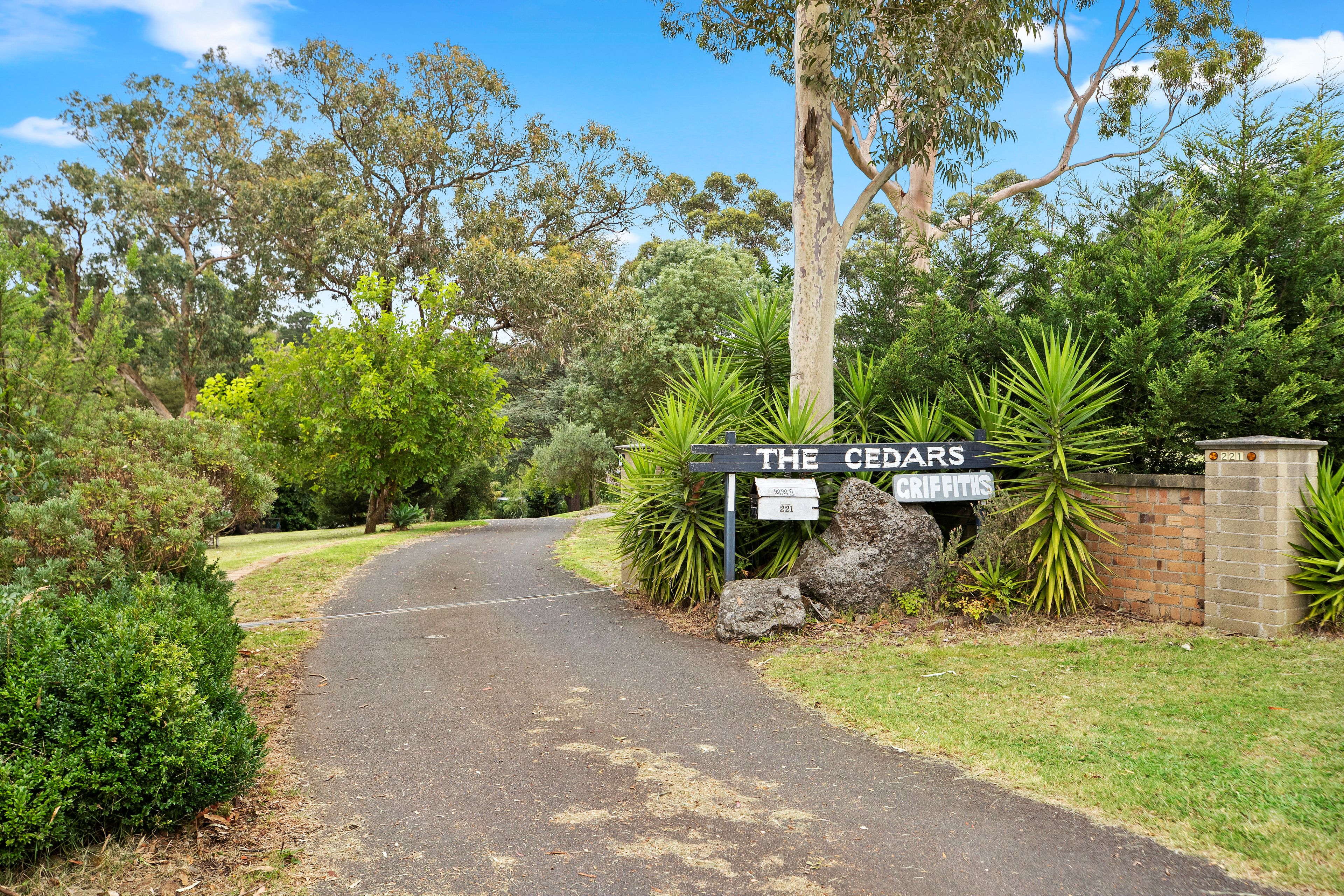 221 Glenfern Road, Upwey, VIC 3158