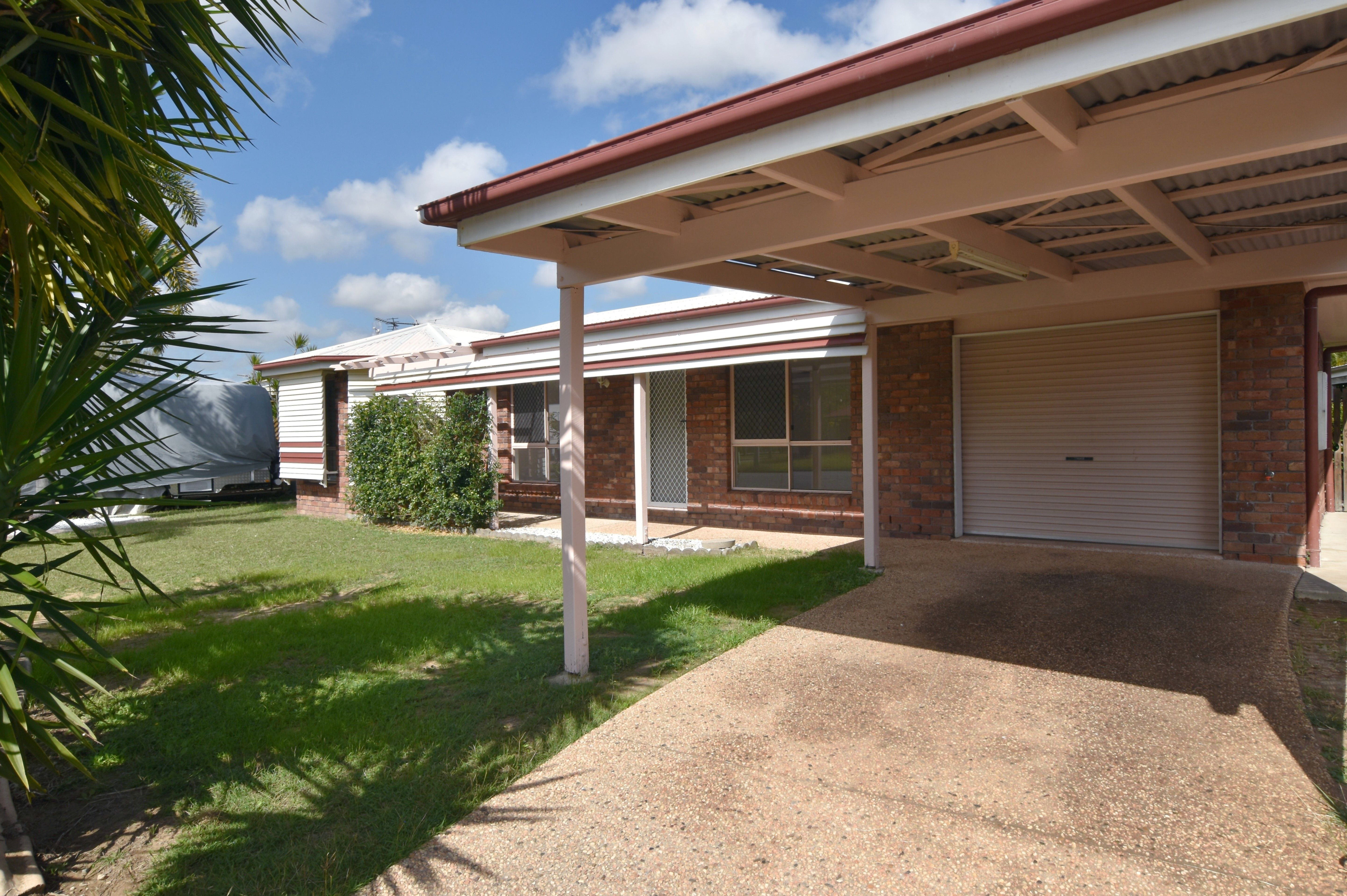 6 Emmadale Drive, New Auckland, QLD 4680