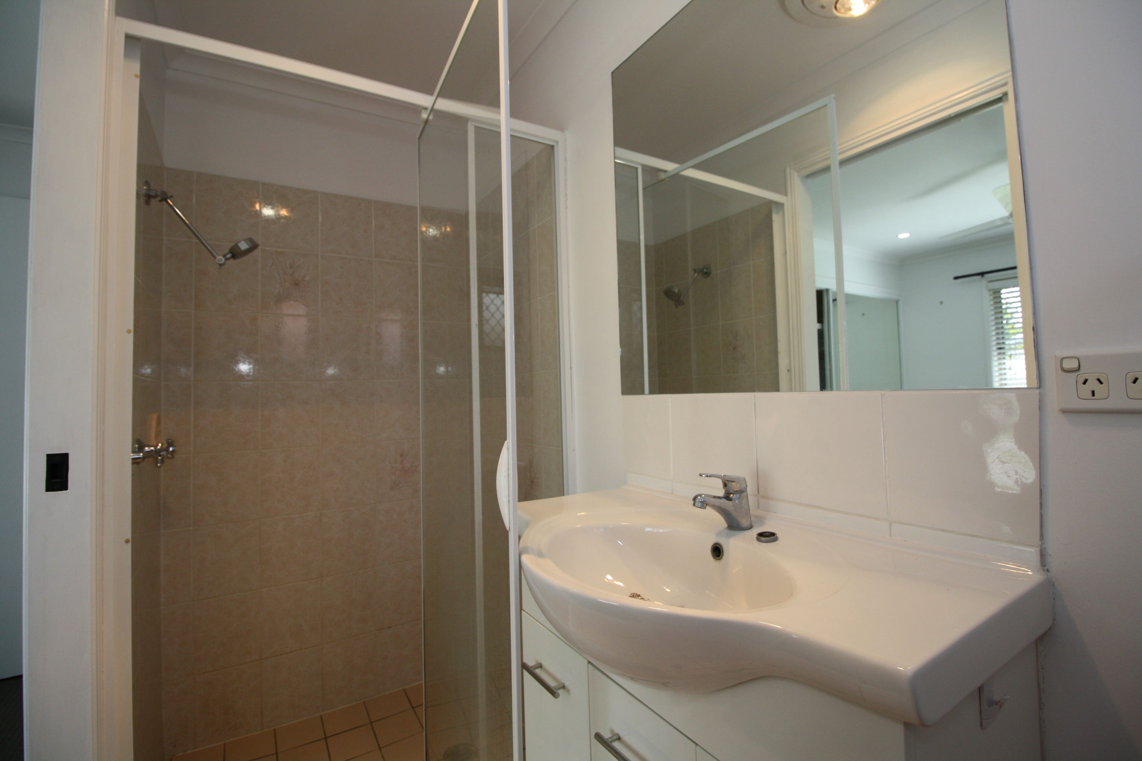 60 Hythe Street, Pialba, QLD 4655