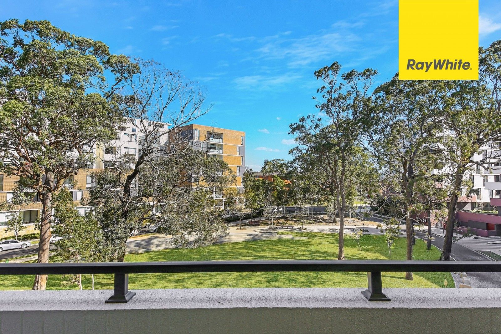 402/5 vermont crescent