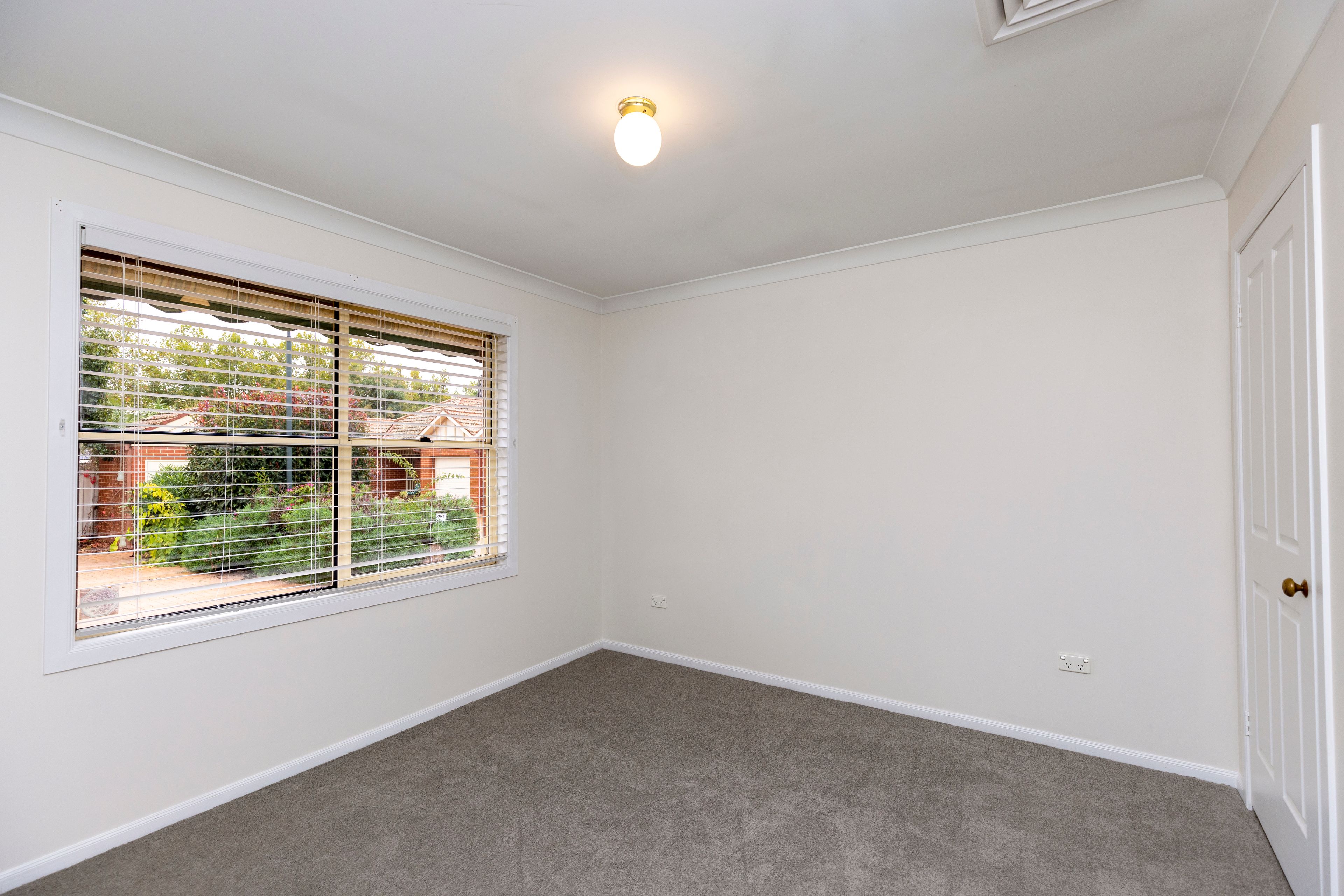 12/11 Crampton Street — photo 5 of 11