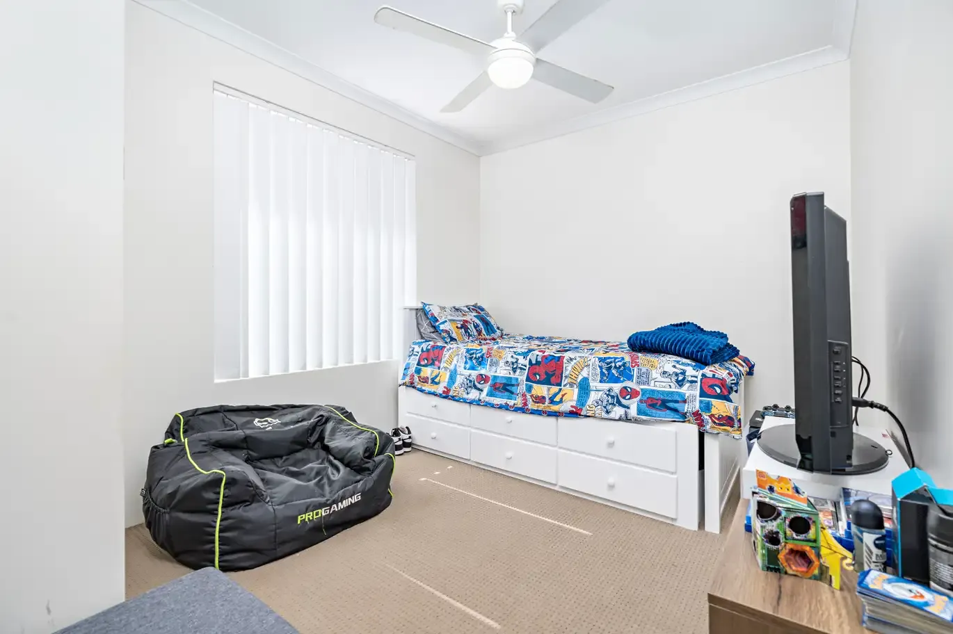 16 Castlefin Road — photo 8 of 13
