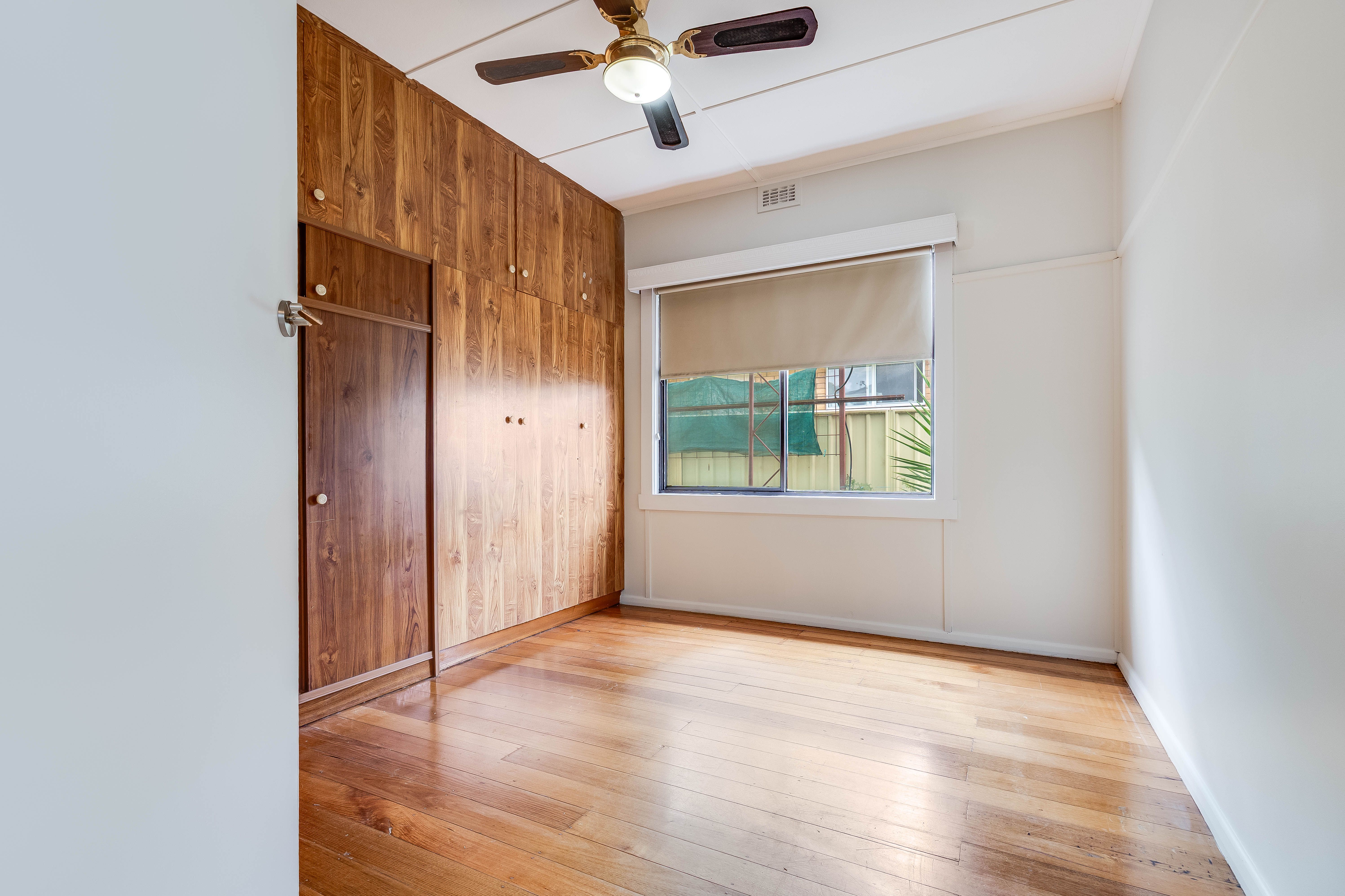 496 Douglas Road — photo 5 of 12