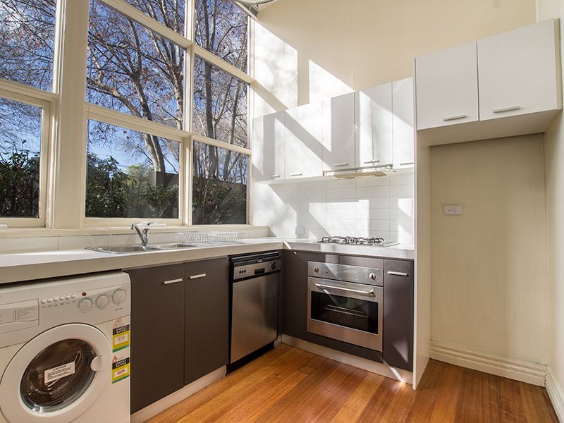 16/11-17 Park Street, St Kilda, VIC 3182