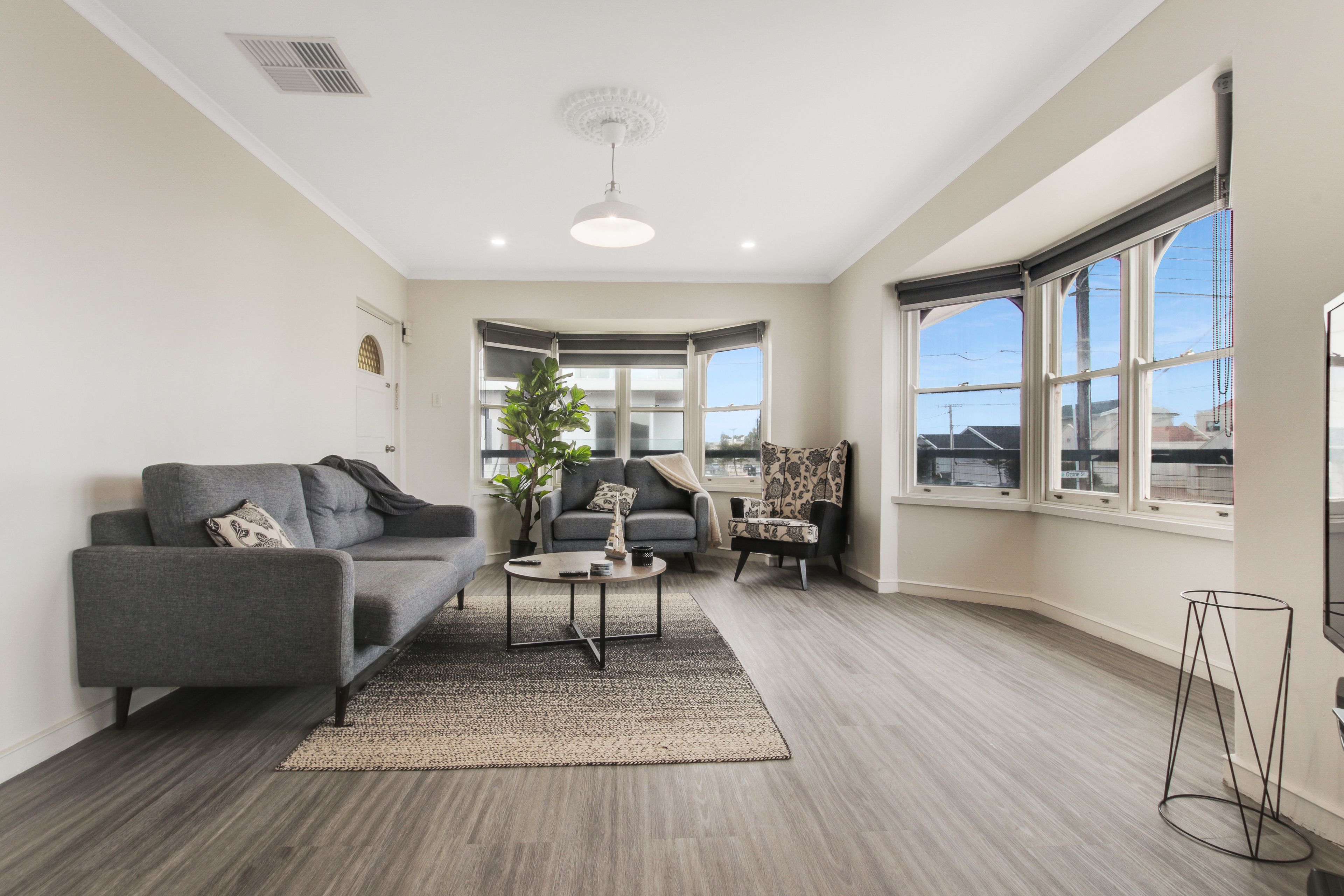 1/122 Seaview Road, Henley Beach South, SA 5022